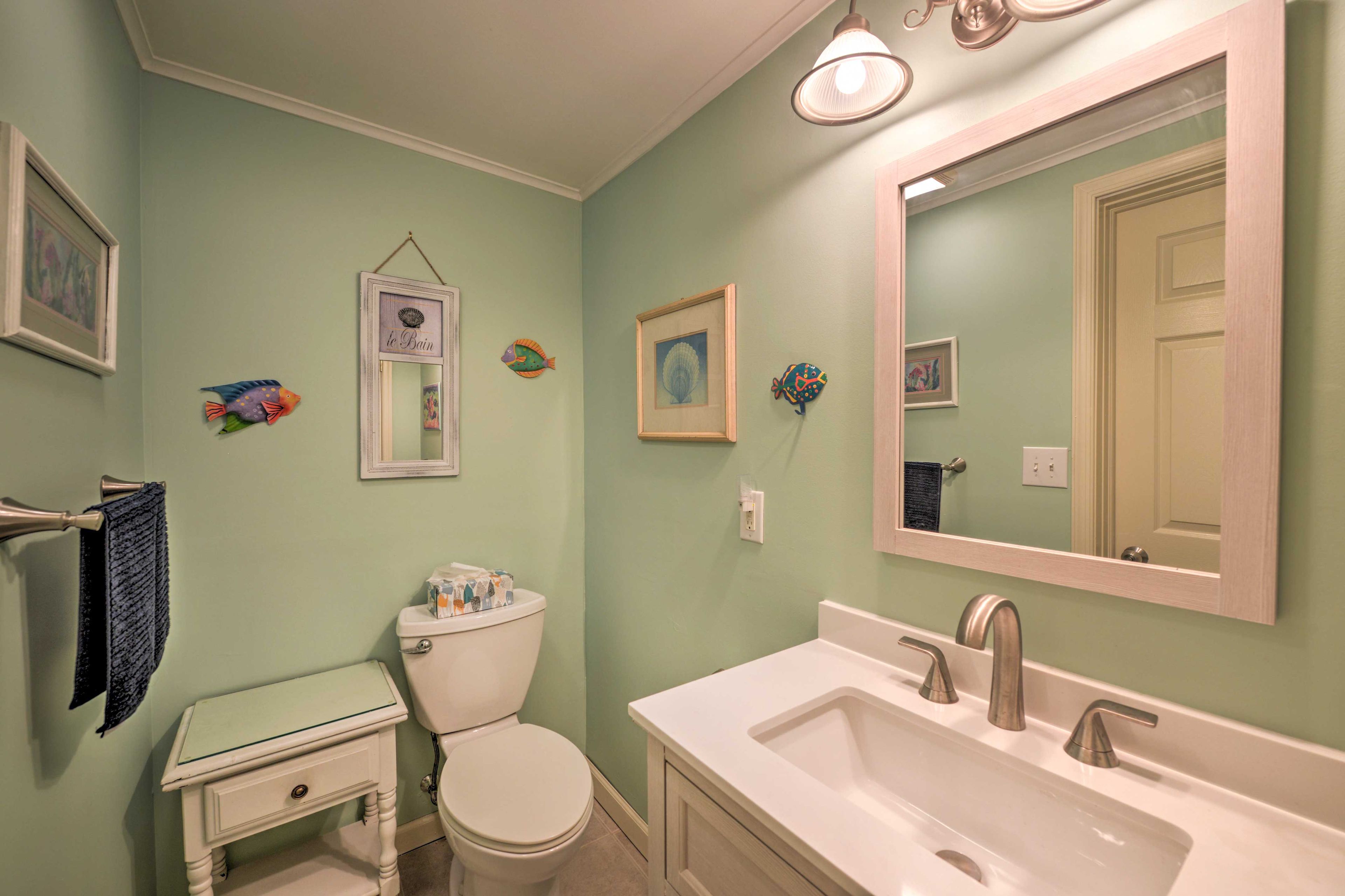 Half Bathroom | Complimentary Toiletries