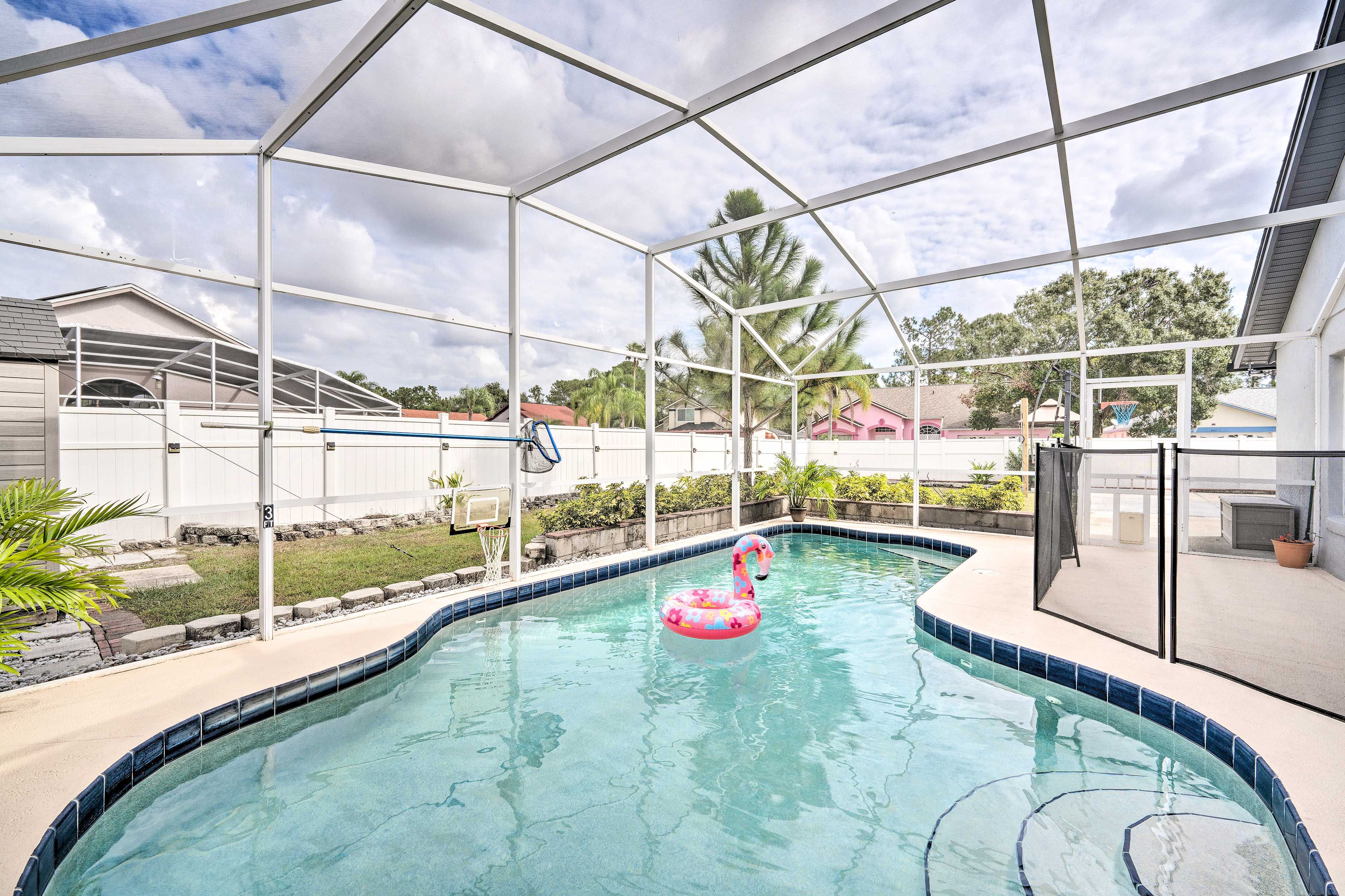 Kissimmee Vacation Rental | 3BR | 2BA | 1 Step Required | 1,176 Sq Ft