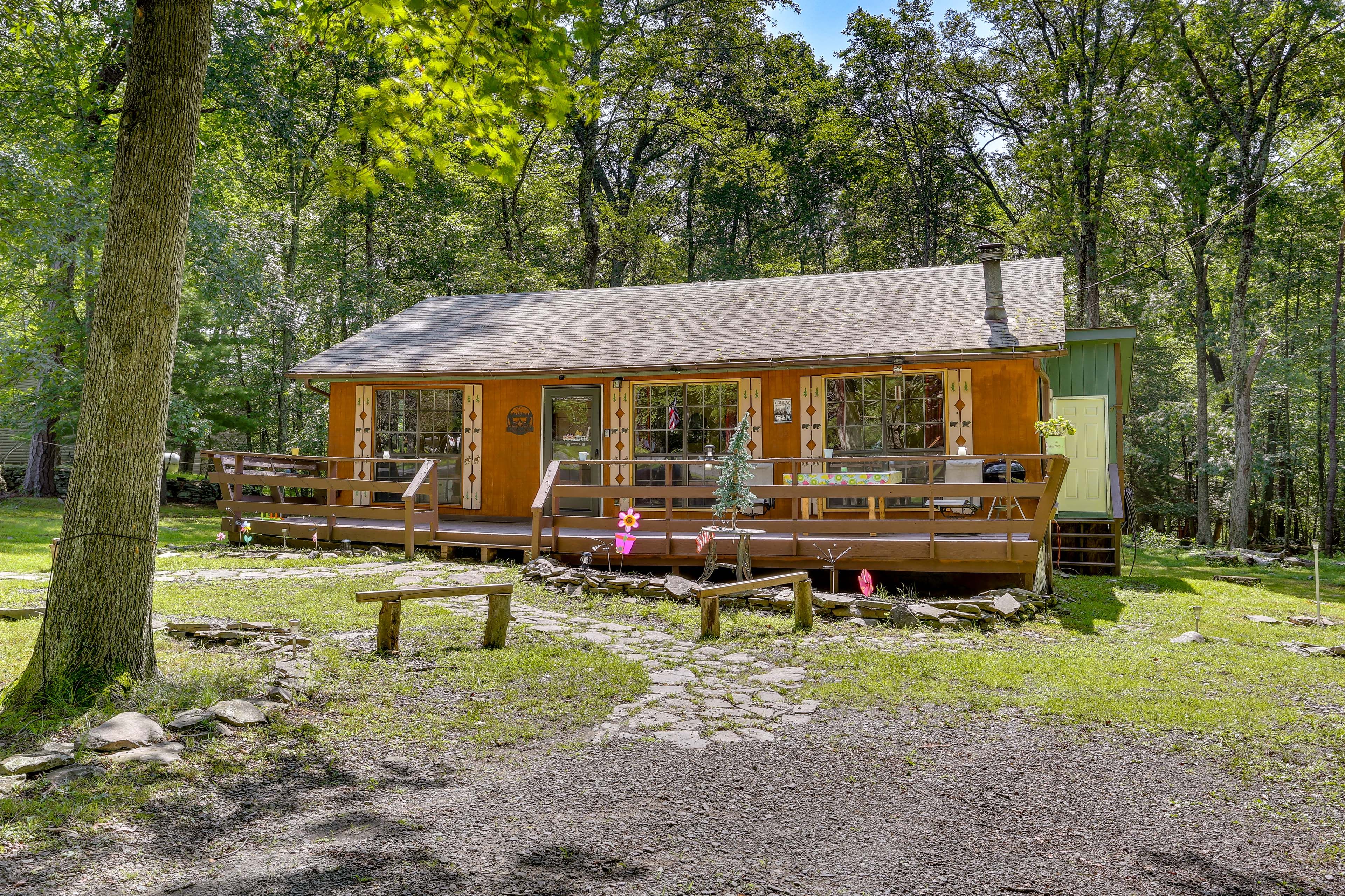 Cottage Exterior | Keyless Entry | Dog Friendly w/ Fee