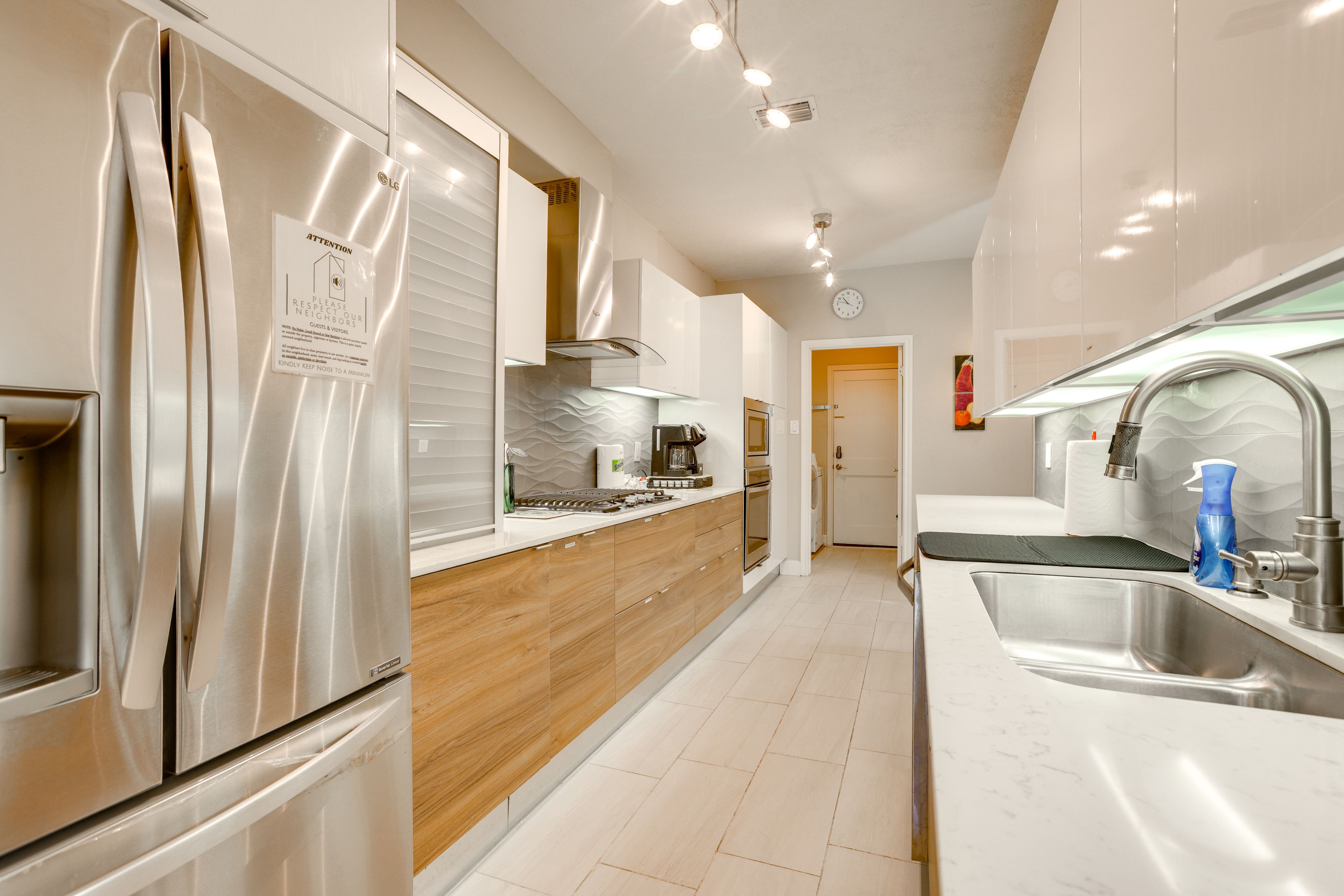 Kitchen | 1st Floor | Complimentary Spices