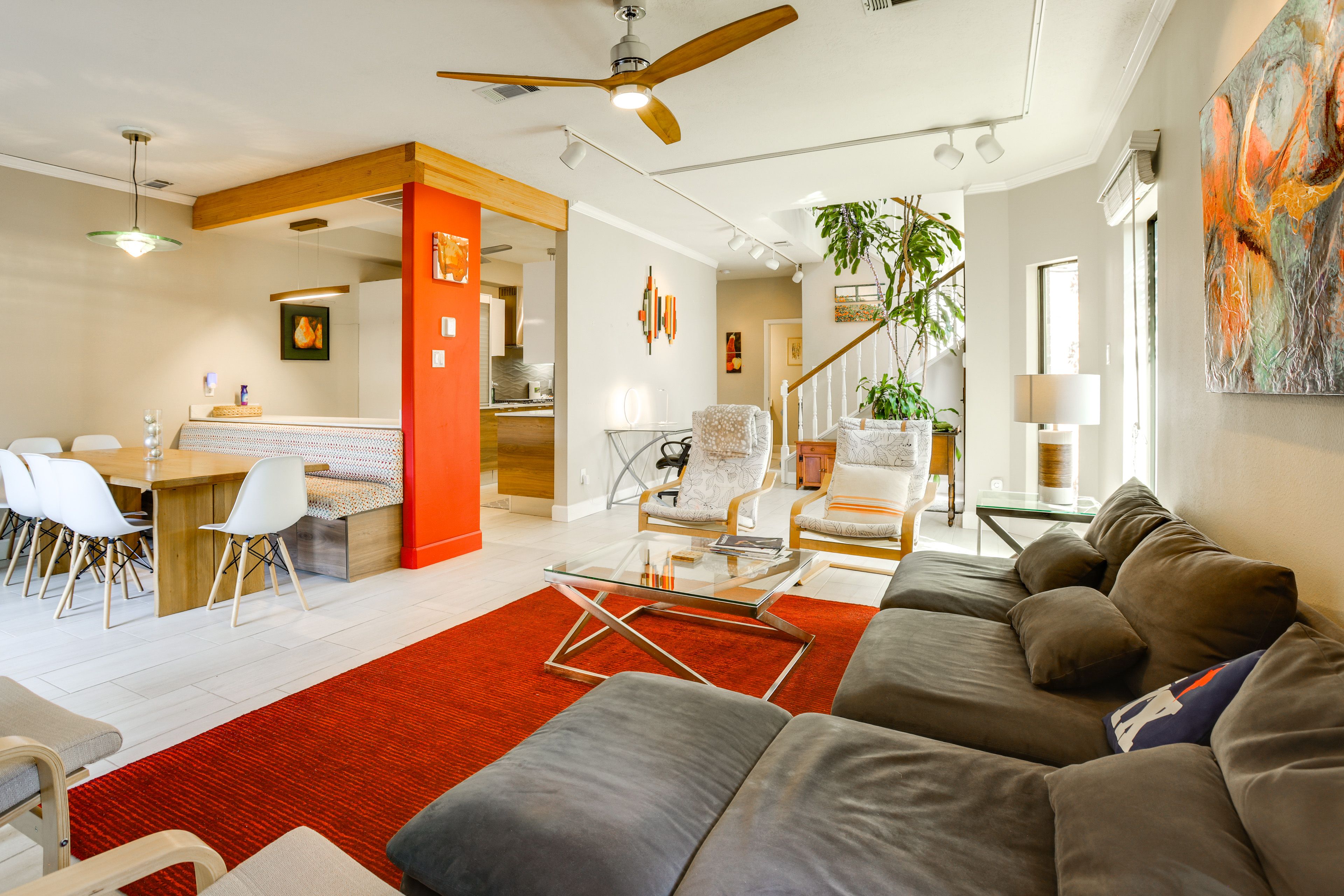 Houston Vacation Rental | 3BR | 2.5BA | Stairs Required to Access | 2,440 Sq Ft