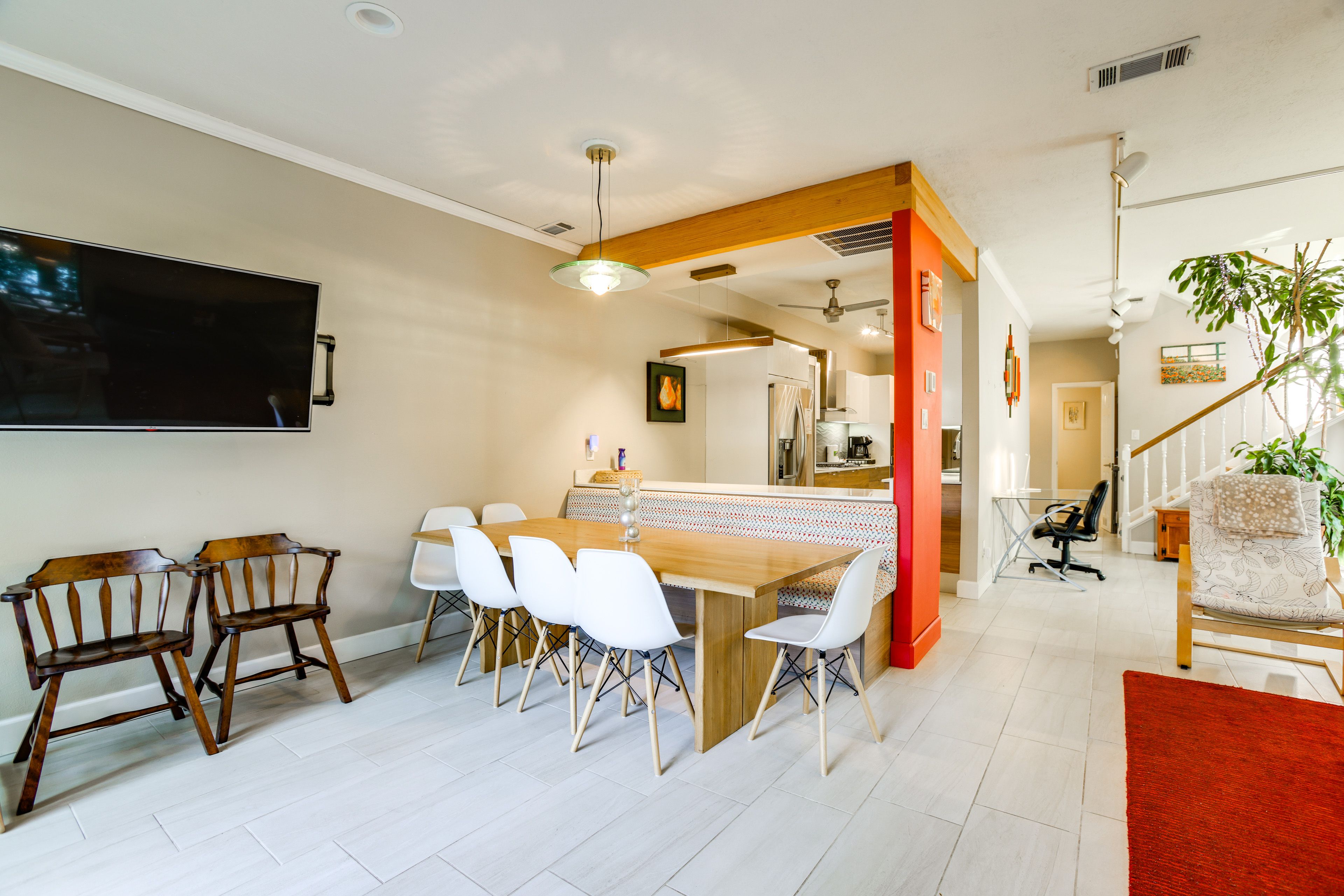 Dining Area | 1st Floor | Central Air Conditioning