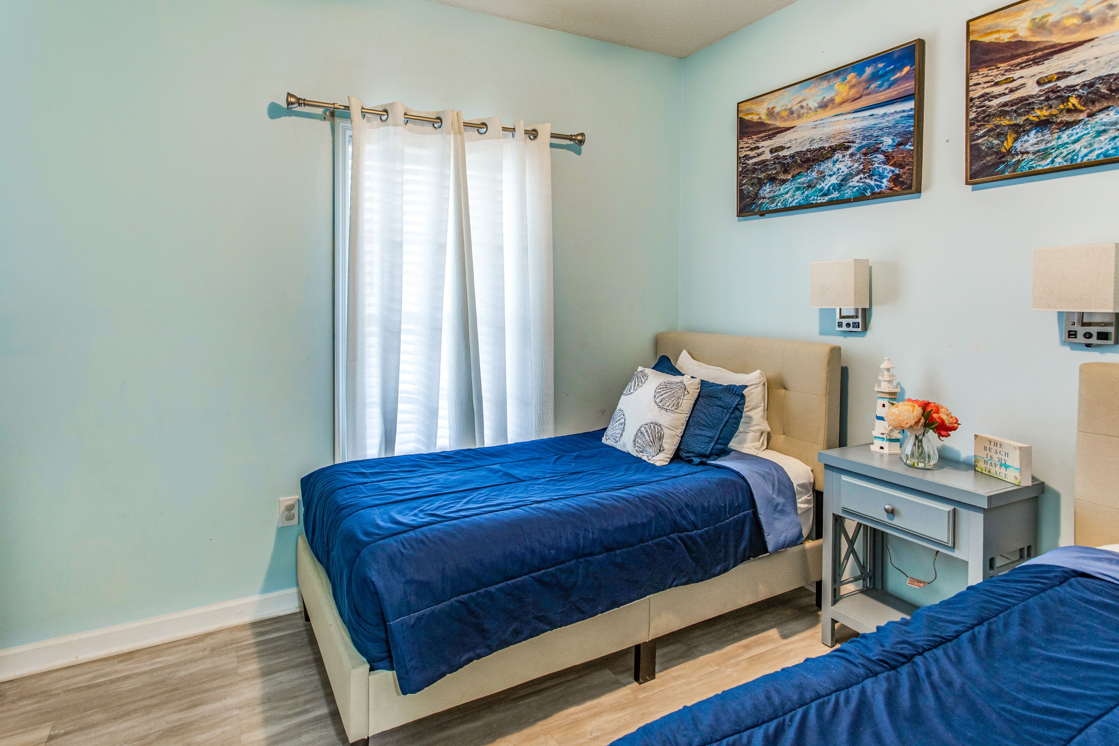 Bedroom 2 | 2 Twin Beds