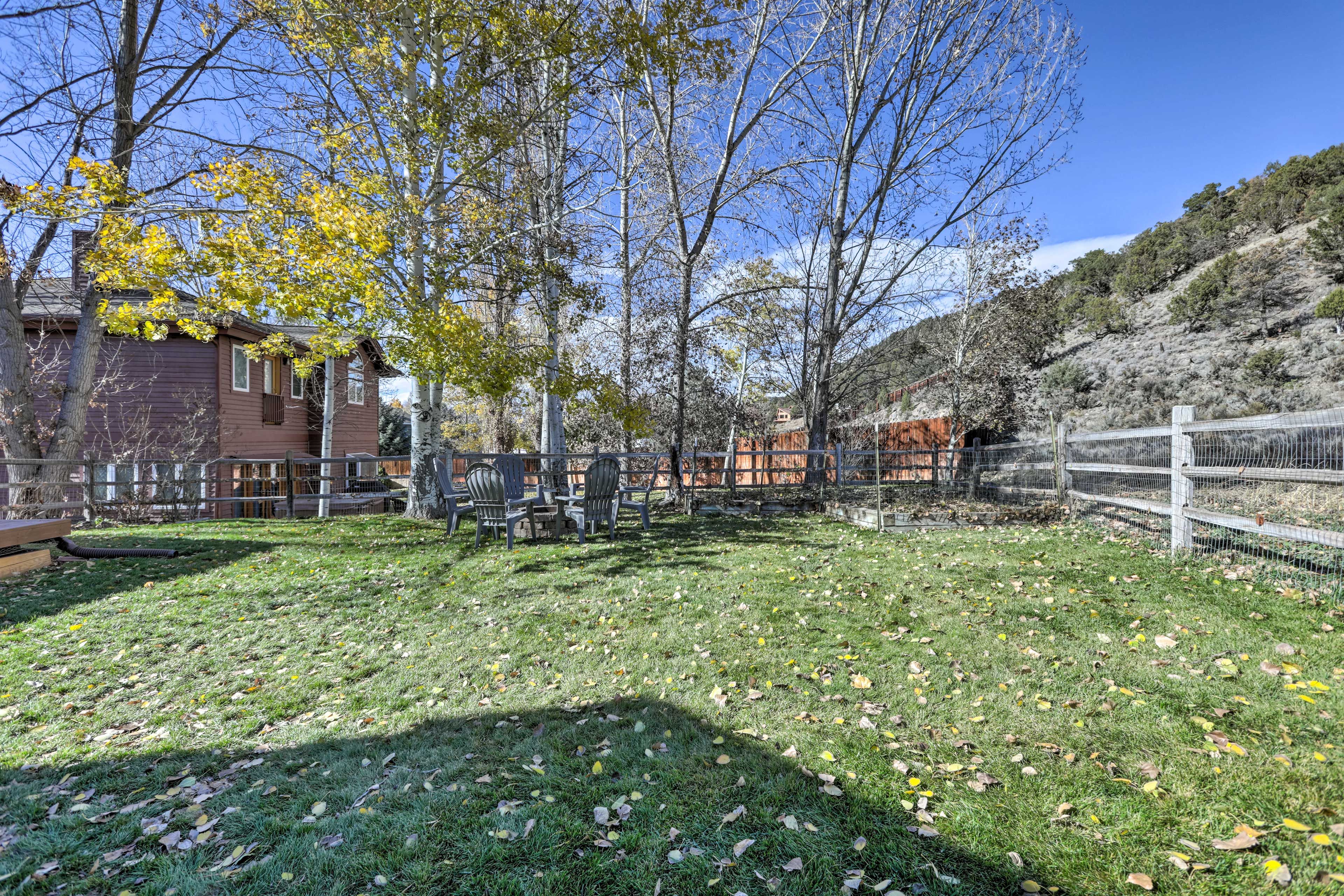 Yard Space | Outdoor Seating | Free WiFi | No A/C