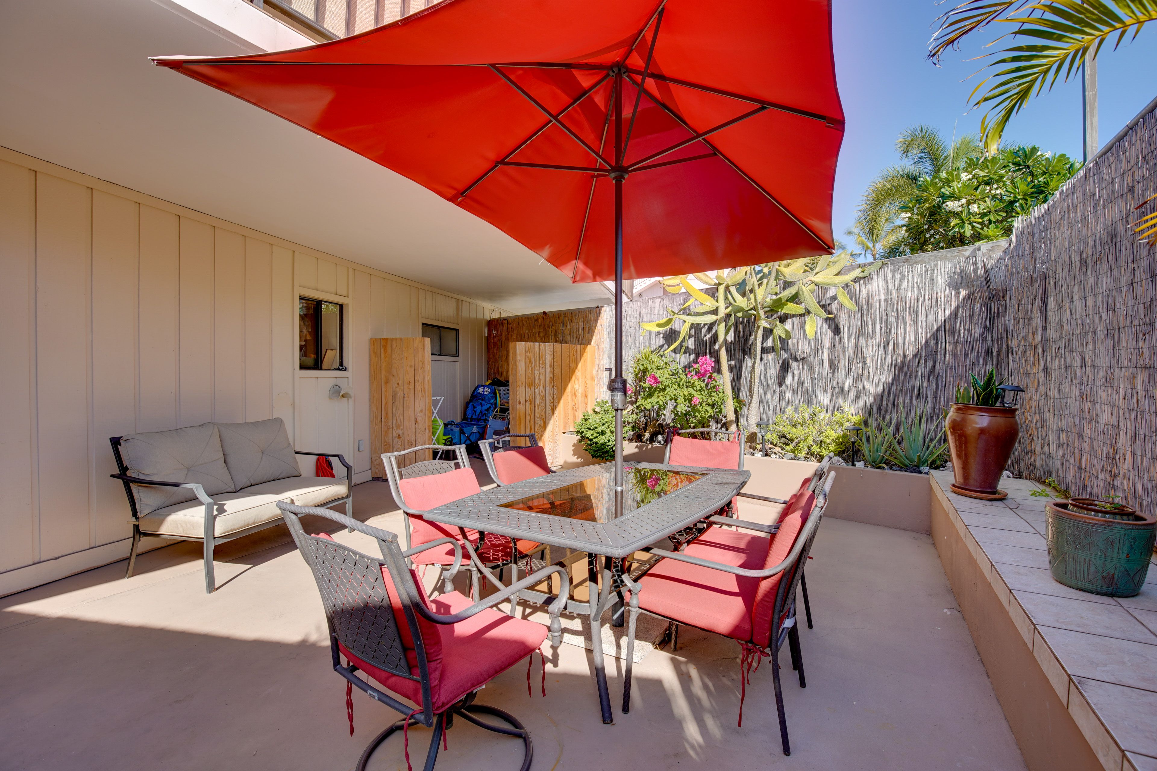 Private Patio | Outdoor Dining Area