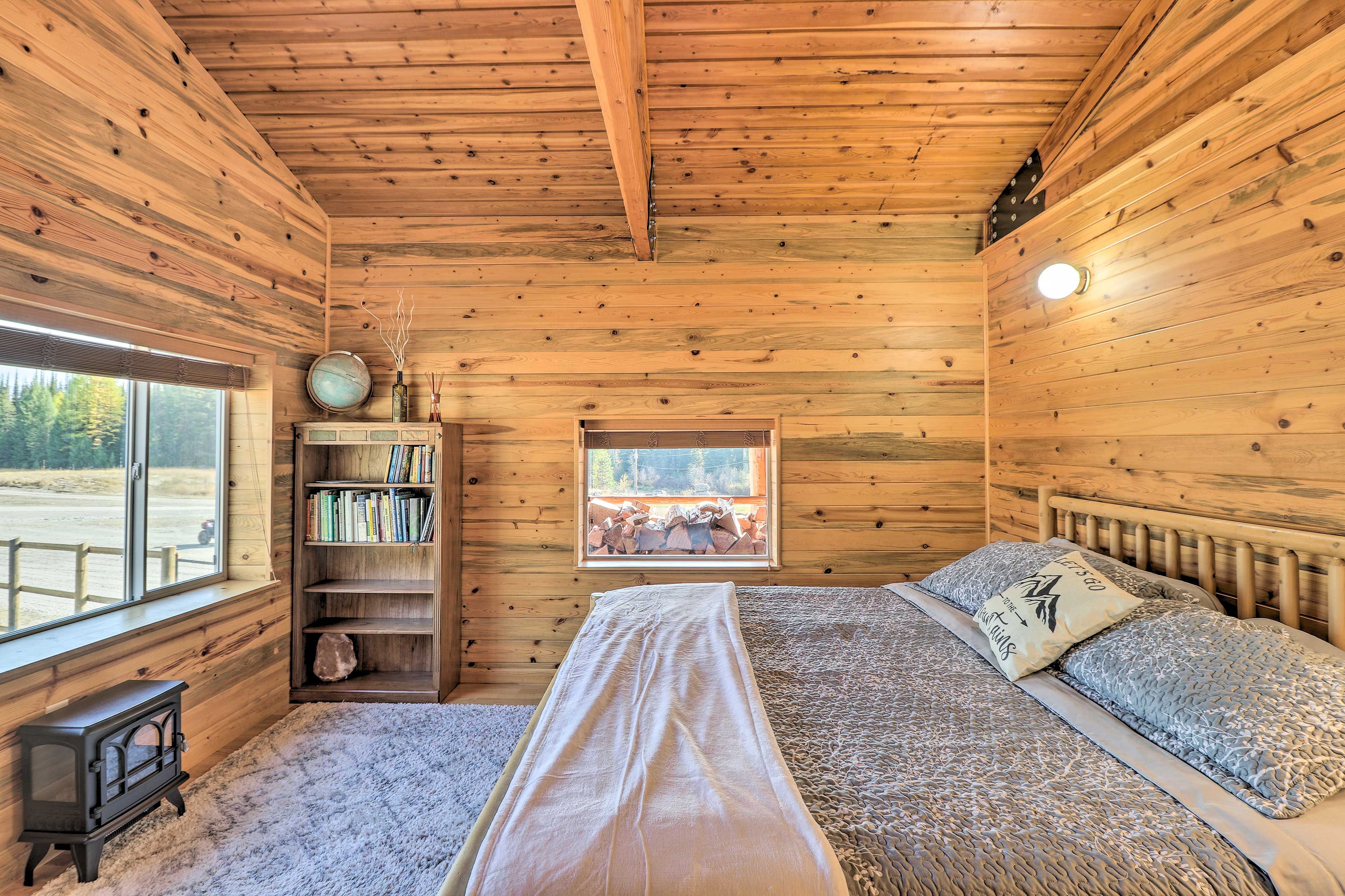 Bedroom 1 | King Bed