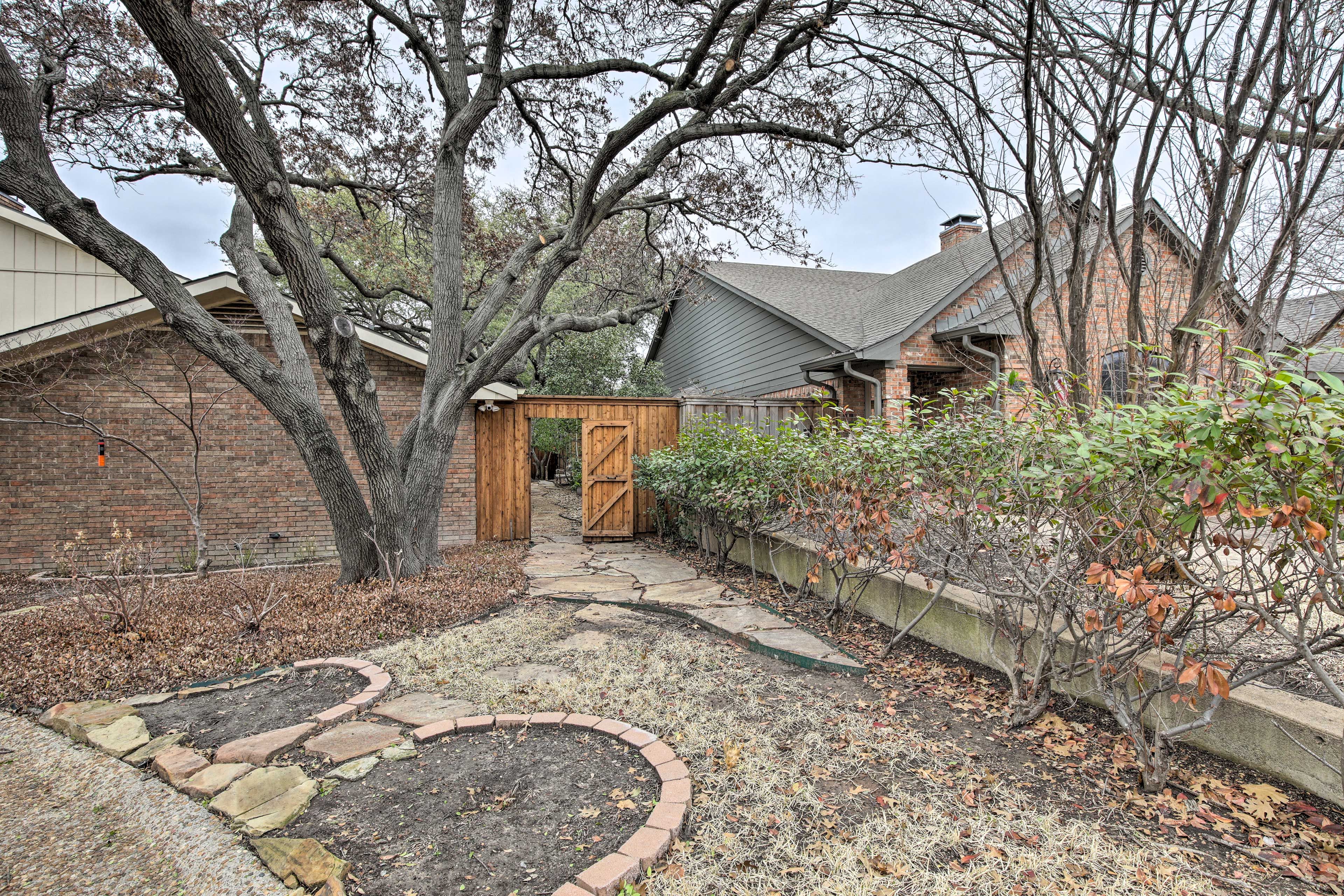Studio Exterior | Private Courtyard
