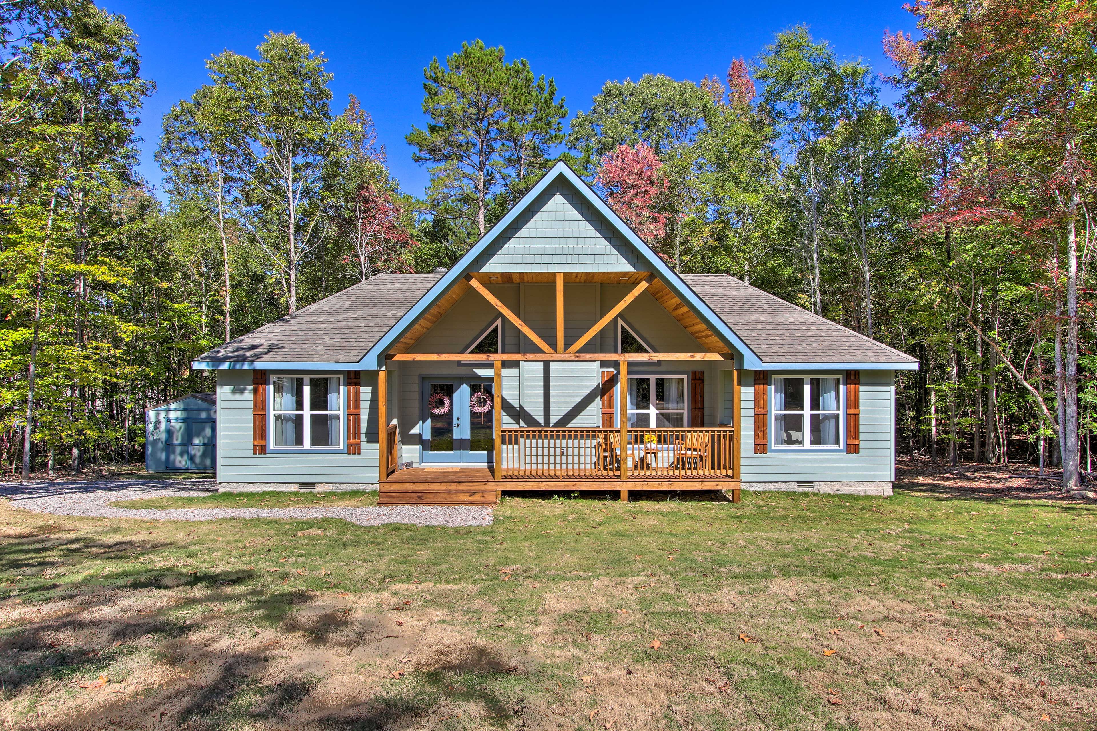 Property Exterior | Single-Story Cabin