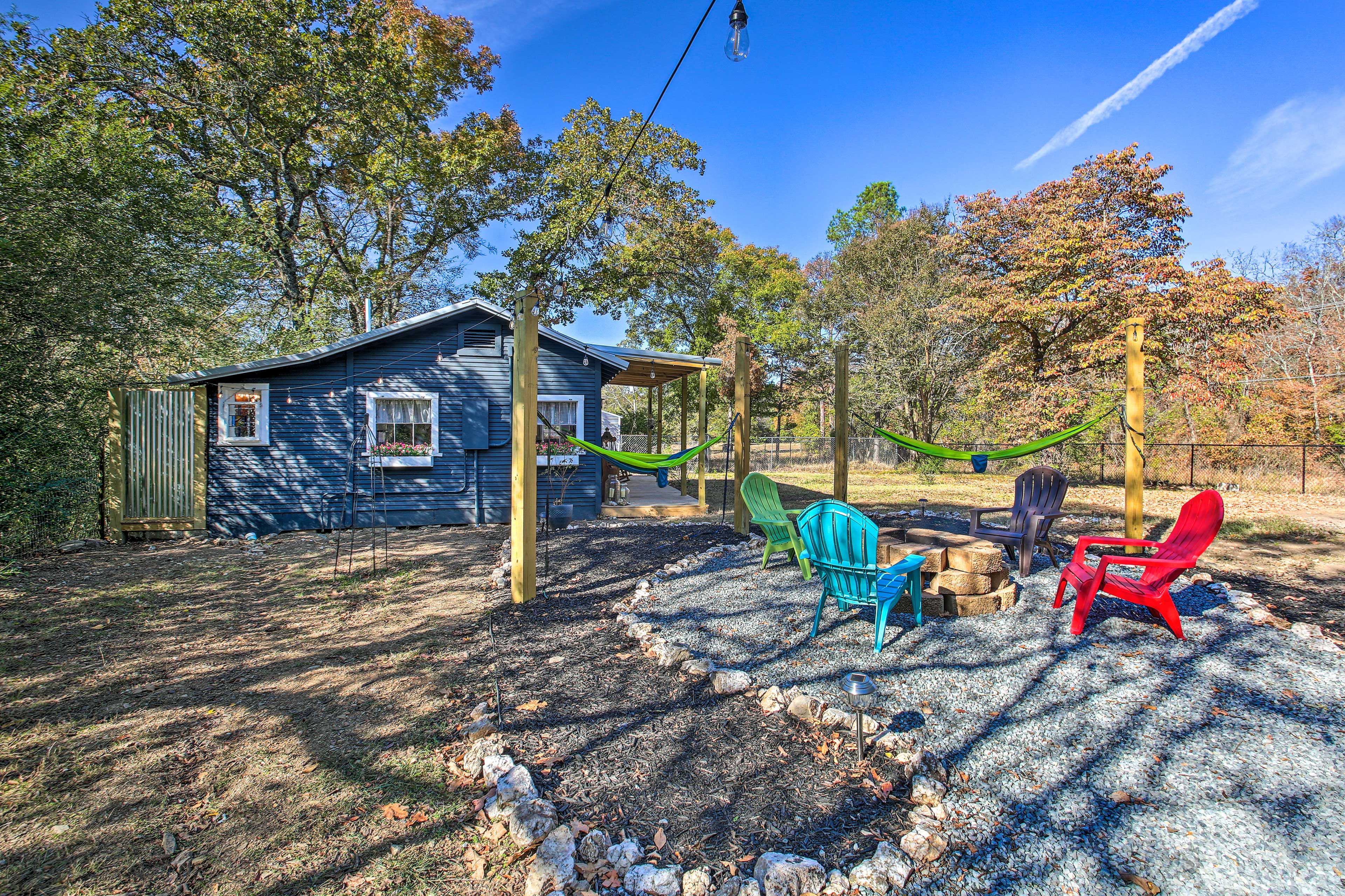 Hot Springs Vacation Rental | Studio | 1BA | 450 Sq Ft | 2 Steps to Access