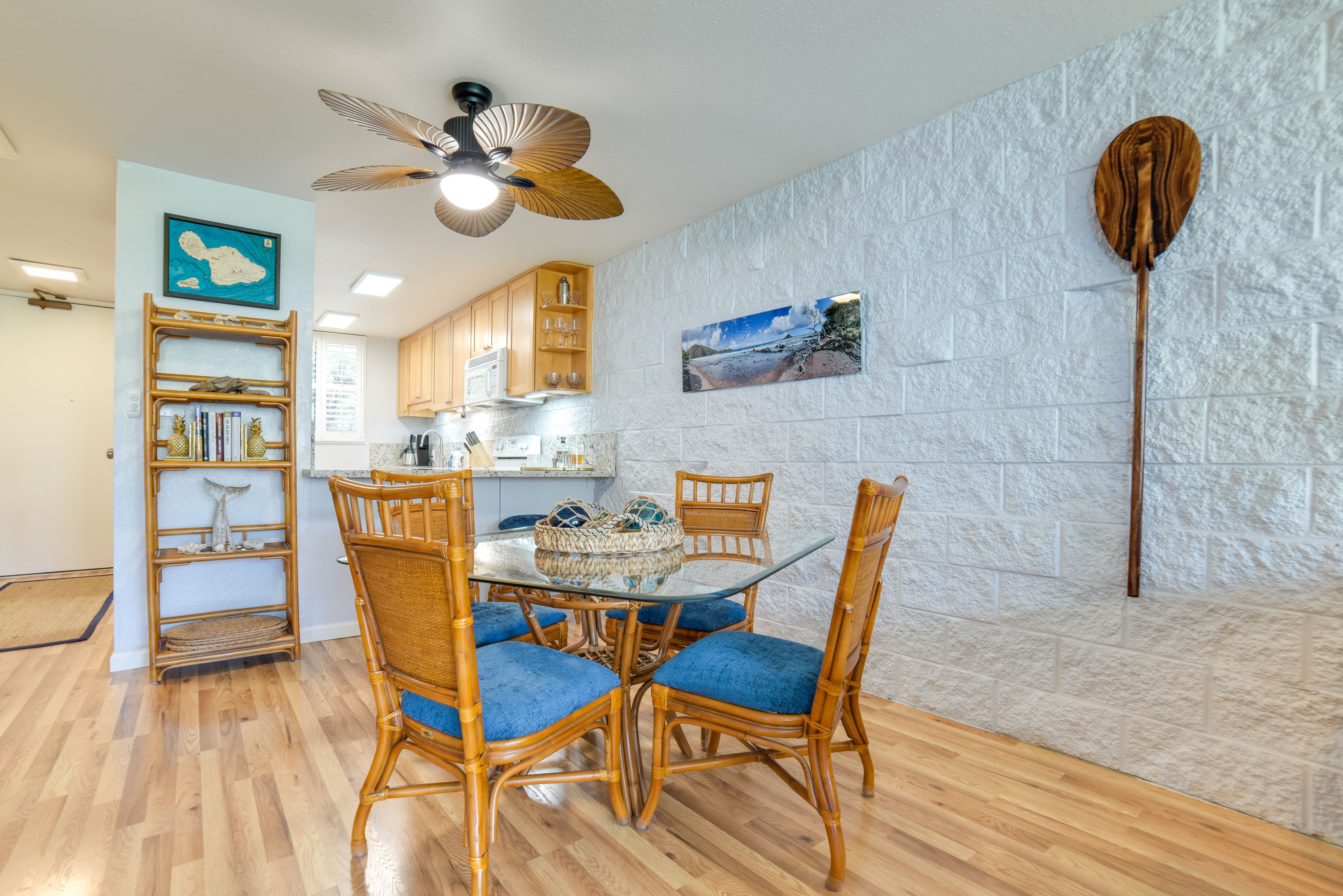 Dining Area | Dishware & Flatware
