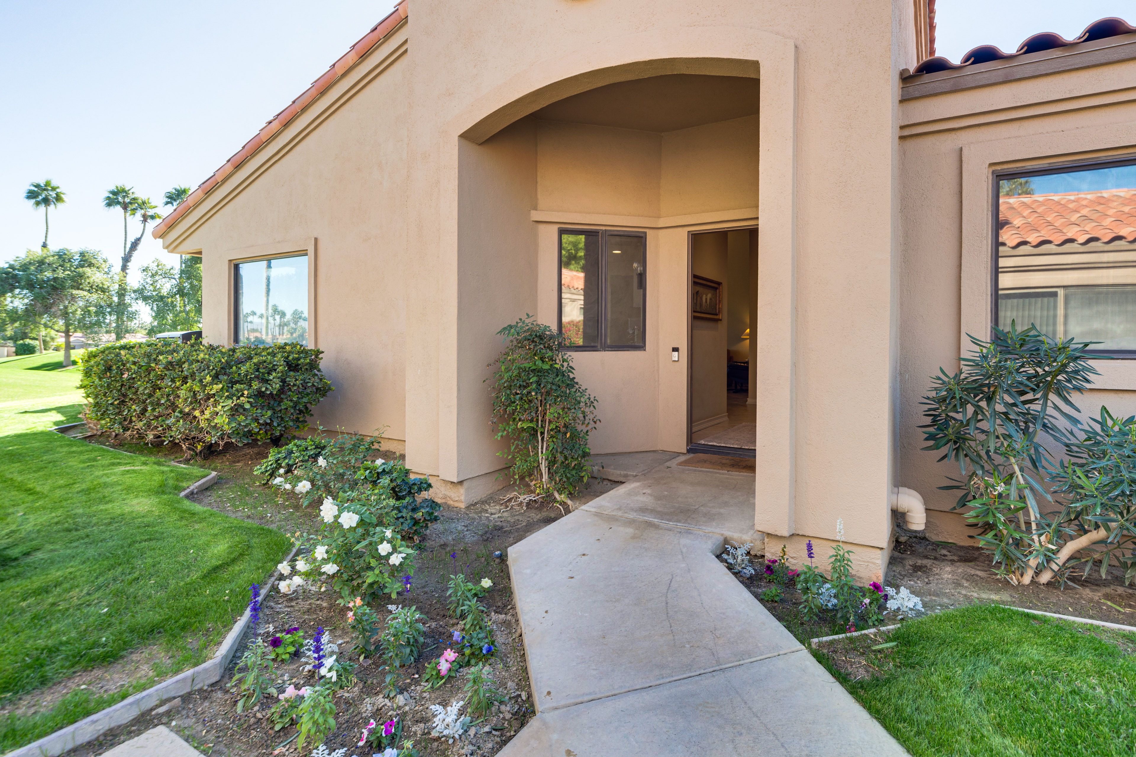 Property Exterior | Garage (1 Vehicle) | Driveway (2 Vehicles)