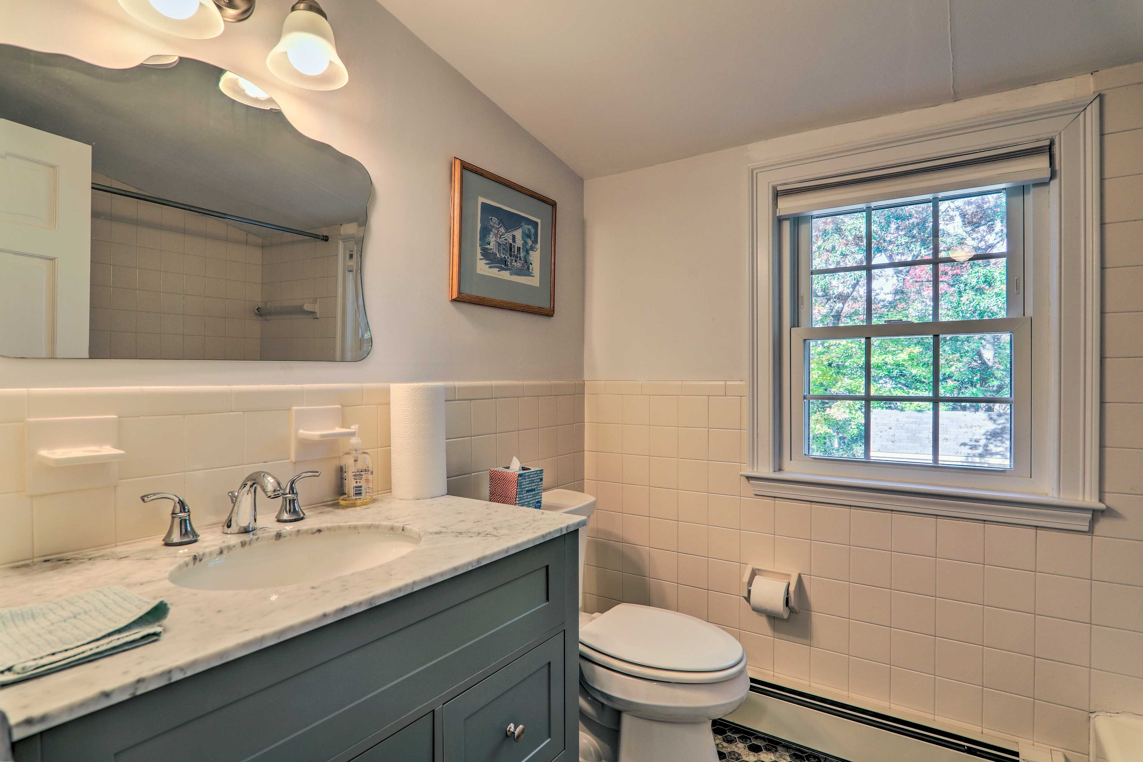 Full Bathroom