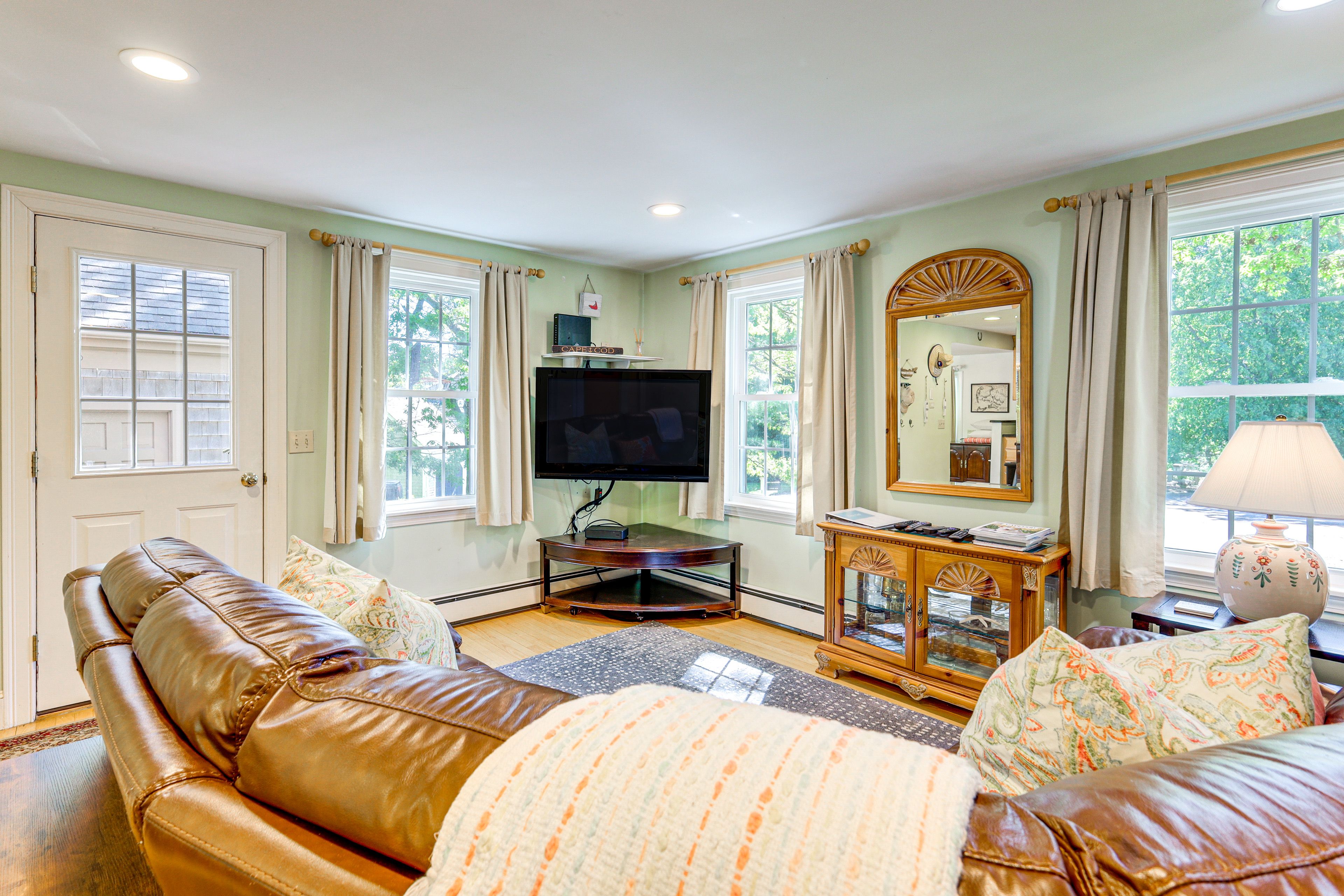Living Room | 1st Floor | Central A/C