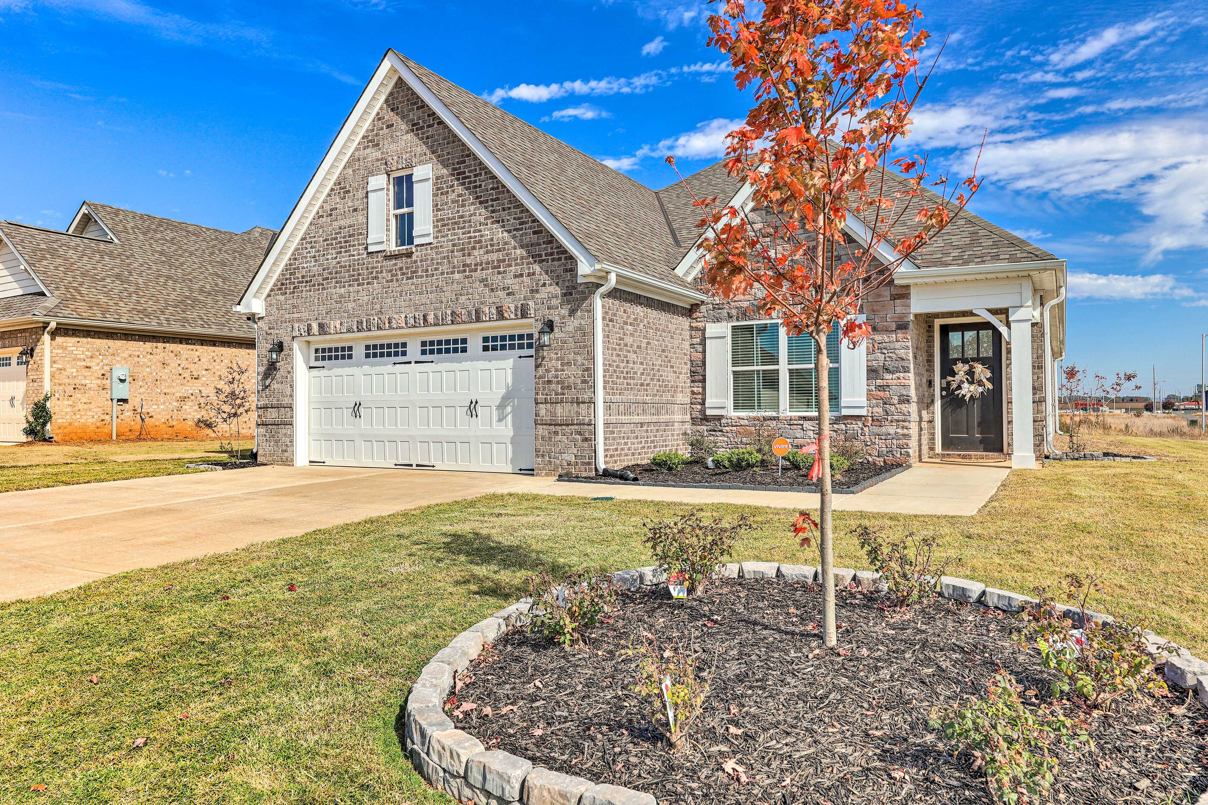 Home Exterior | Parking | Driveway (4 Vehicles)