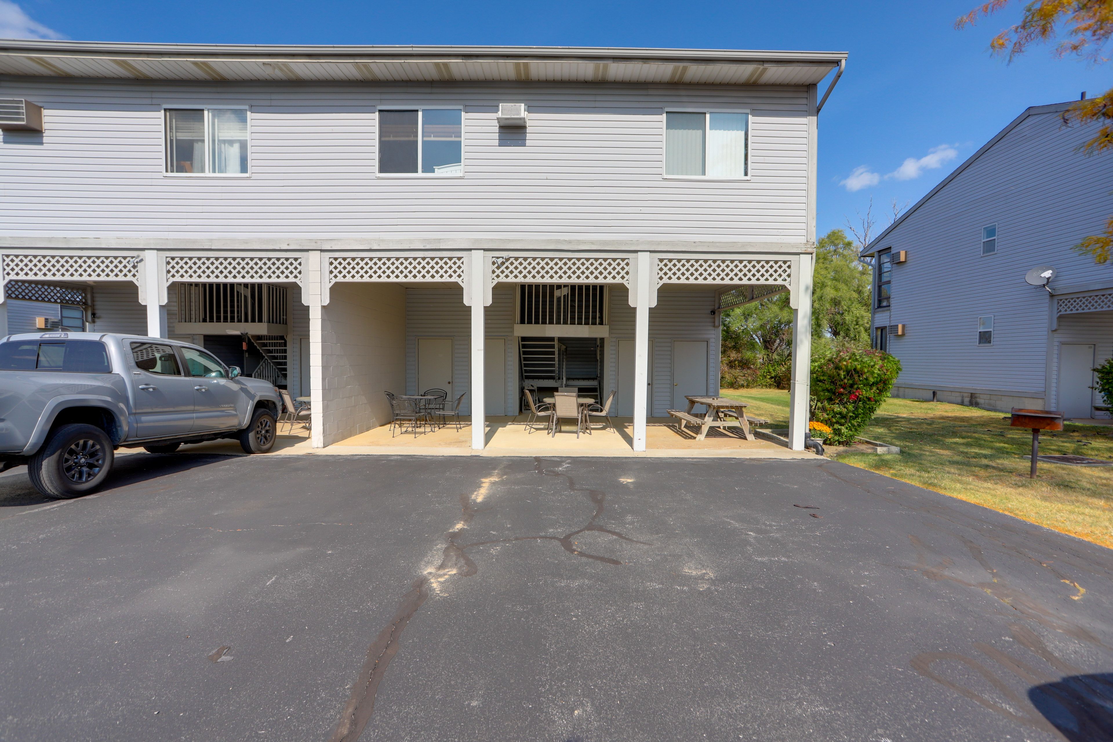 Parking | Community Lot (2 Vehicles)