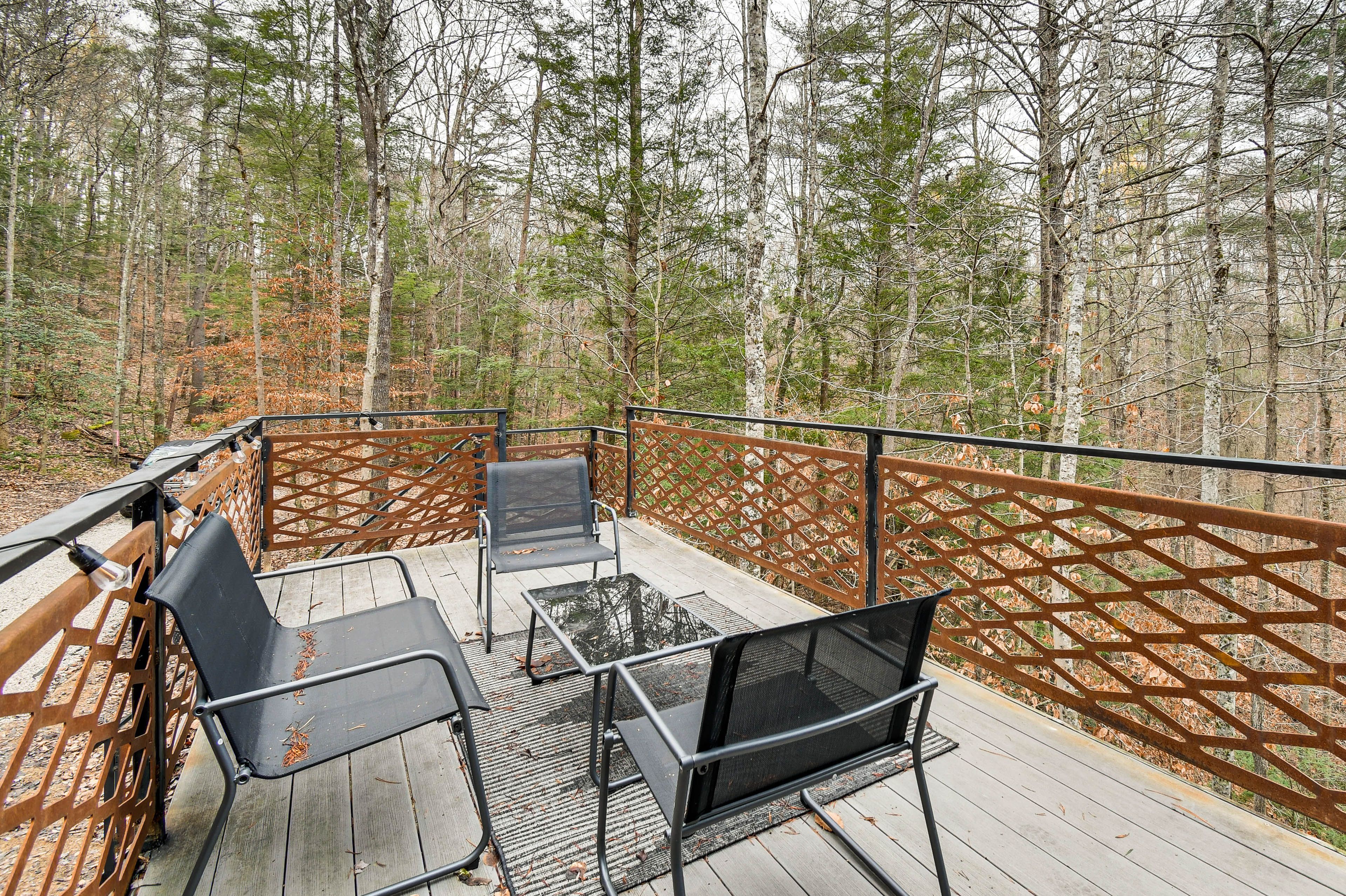 Rooftop Deck | Forest Views