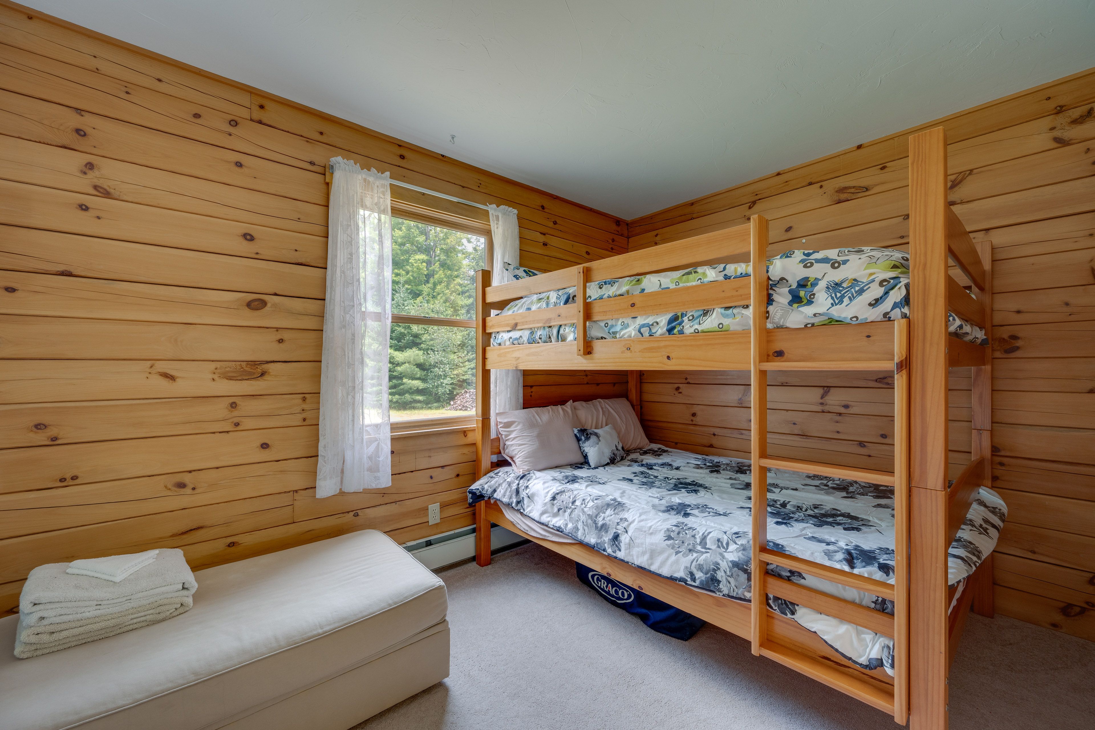 Bedroom 3 | Full Bunk Bed | 1st Floor