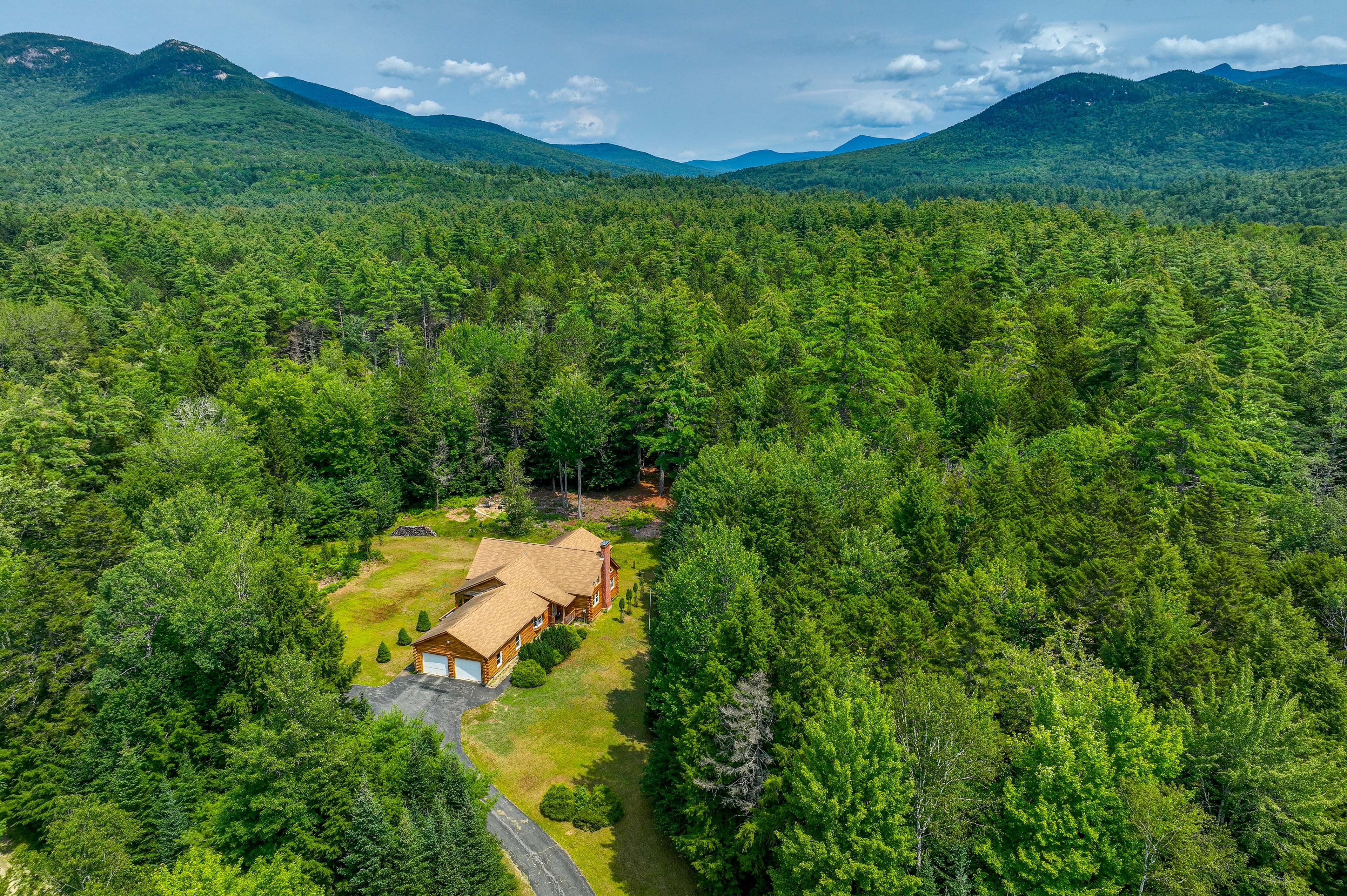 Thornton Vacation Rental | 4BR | 2BA | 2,724 Sq Ft | Steps Required