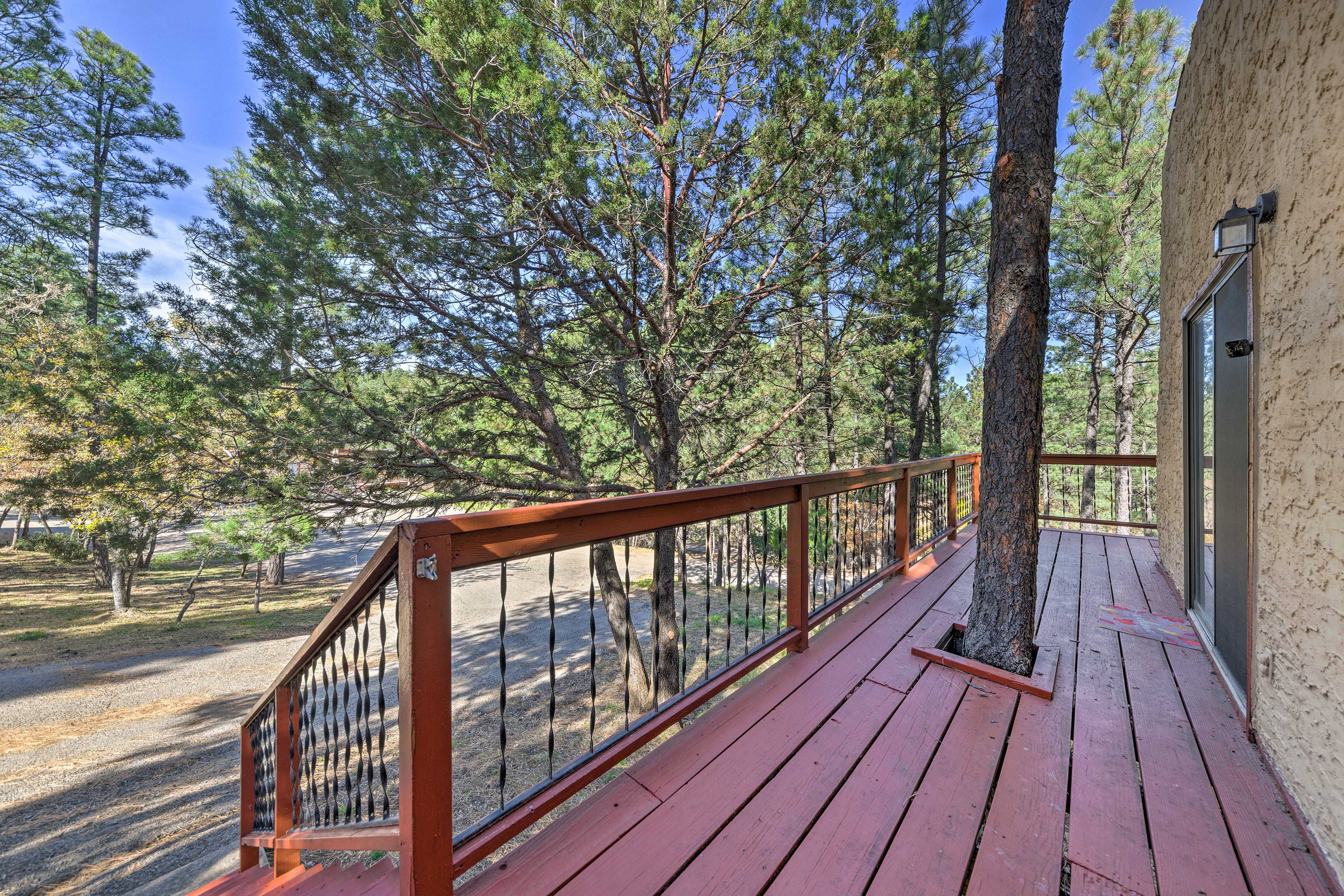 Wraparound Deck