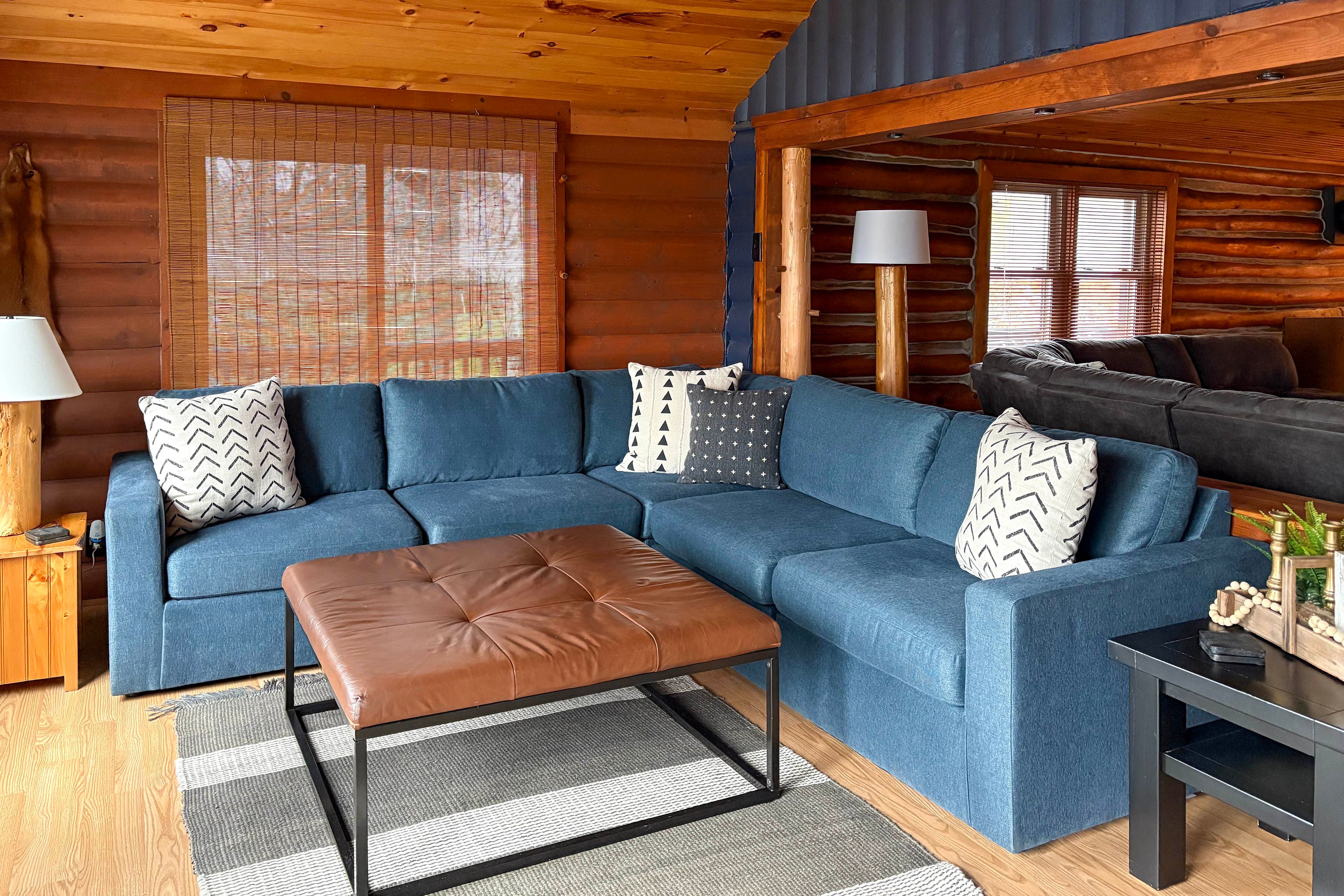 Living Room | Electric Stove | Free WiFi | Central Heat & A/C | Main Level