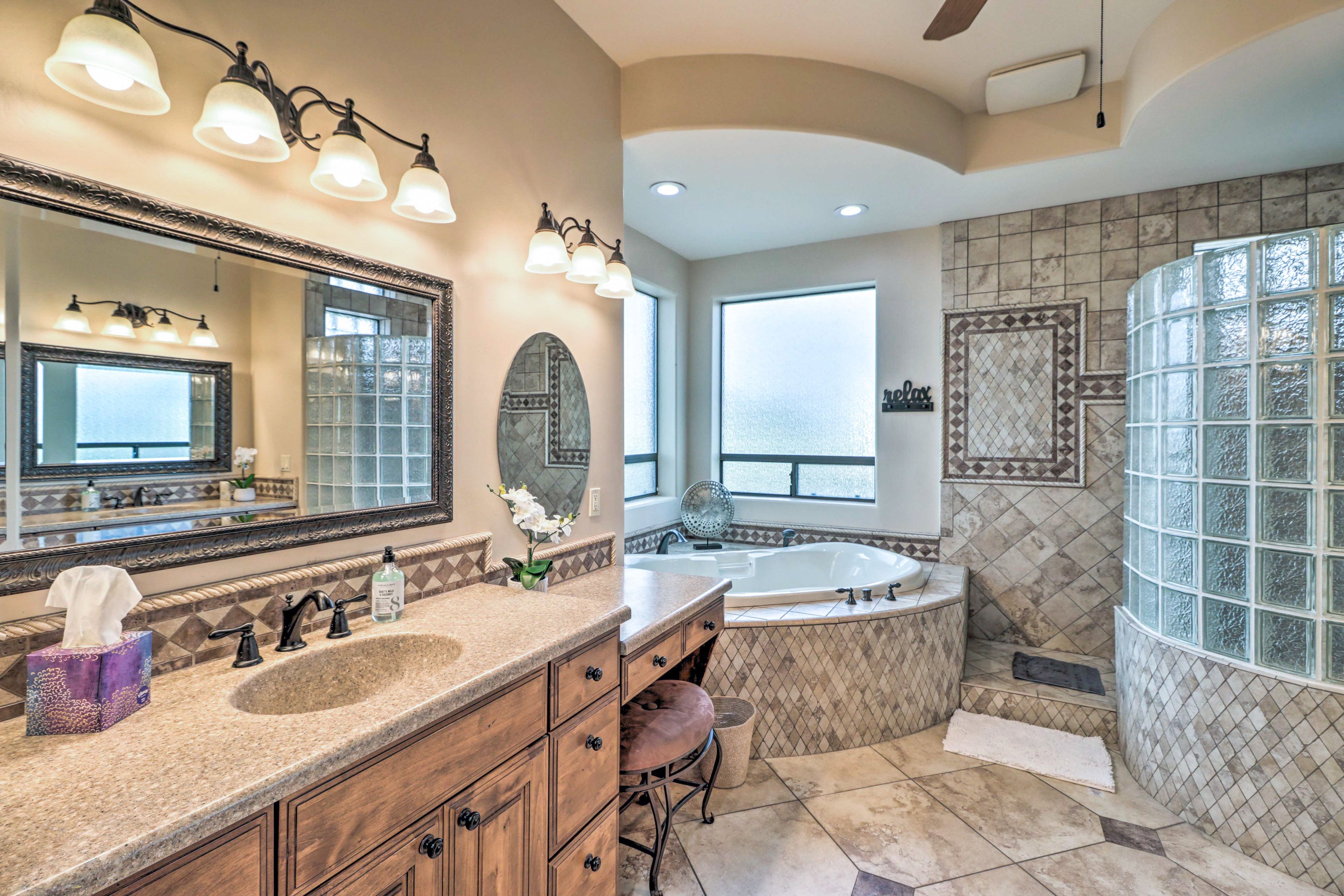 Full Bathroom | 1st Floor | Soaking Tub | Hair Dryer