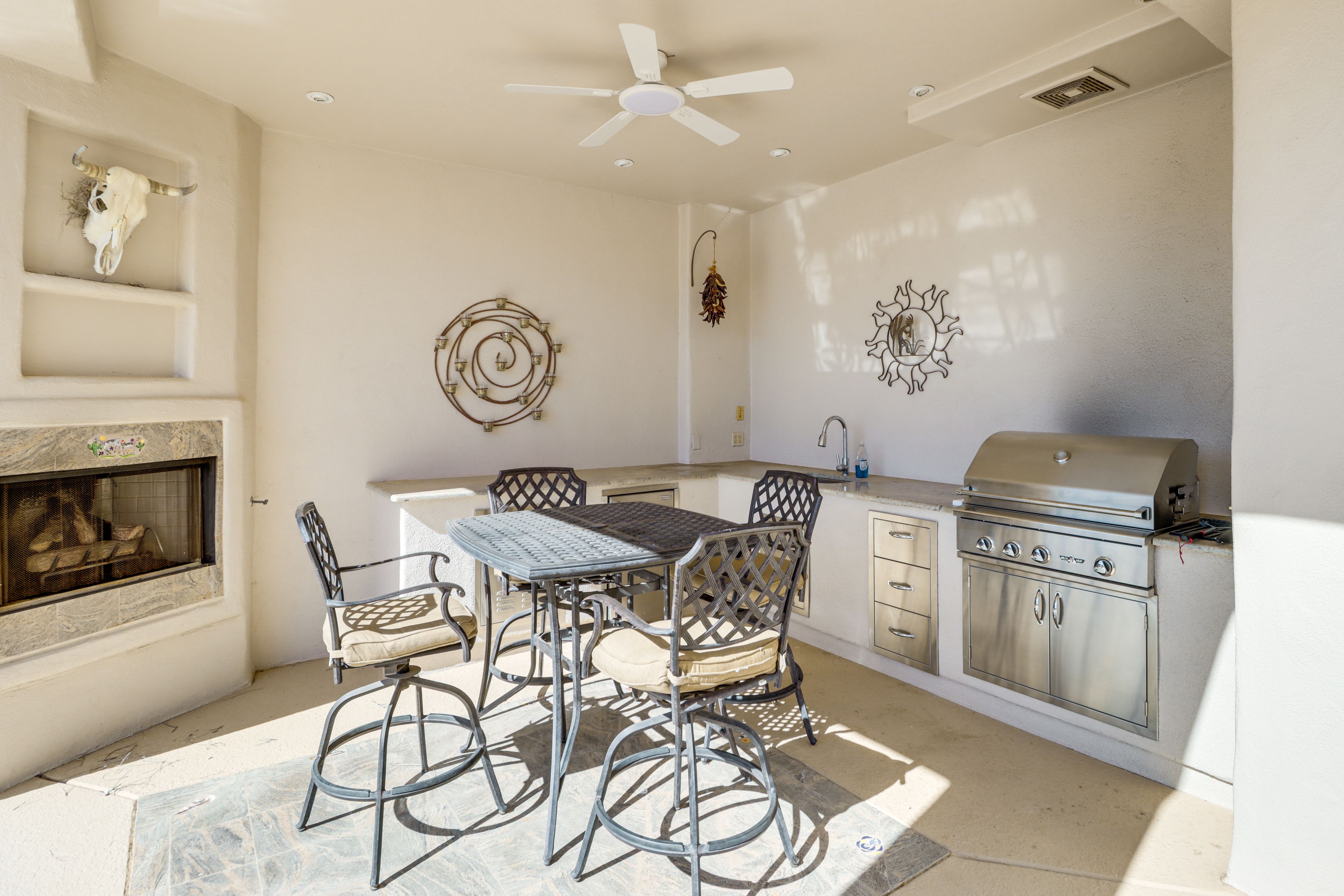 Outdoor Kitchen