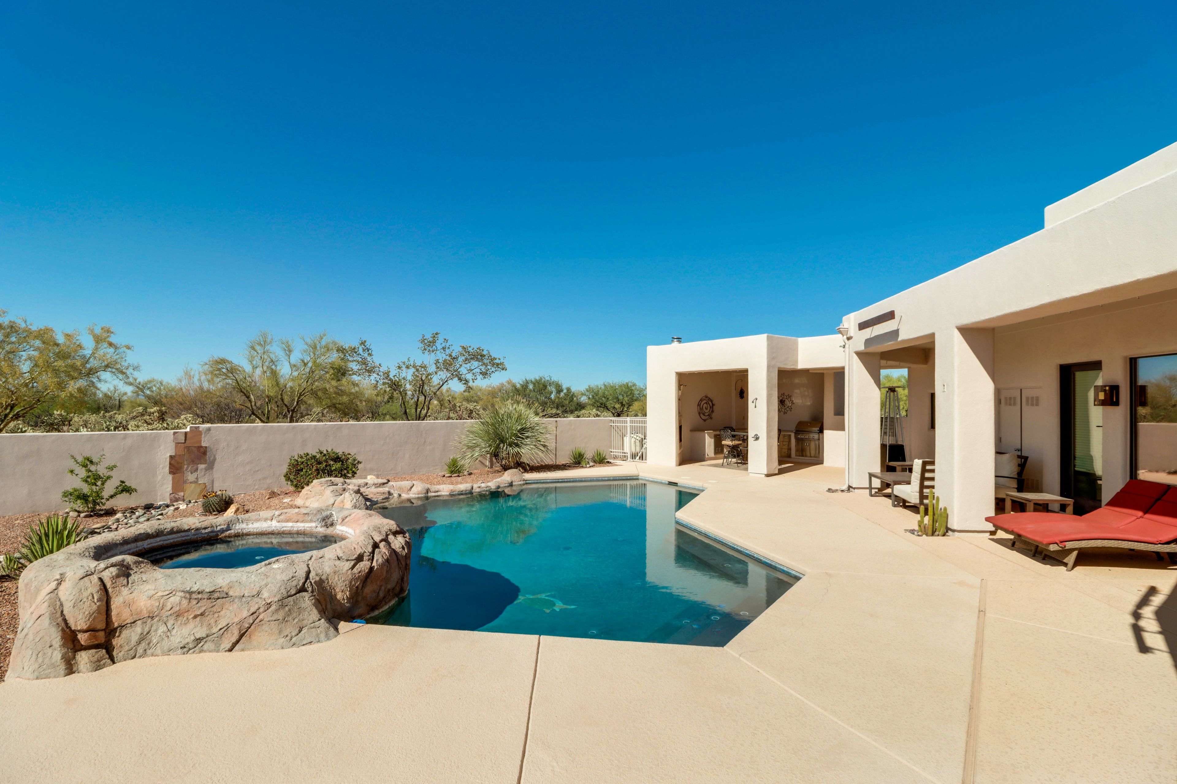 Private Pool & Outdoor Kitchen