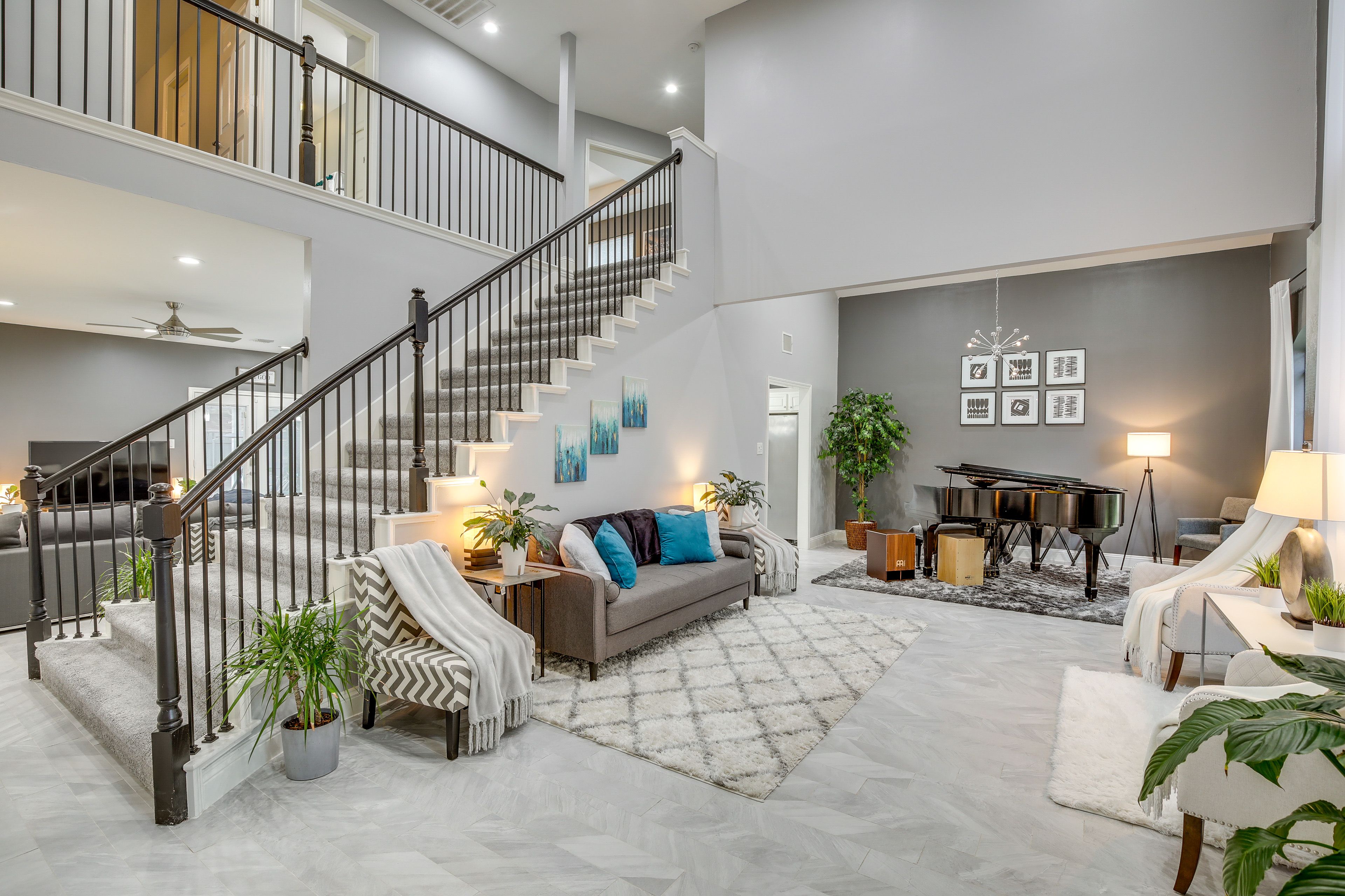 Living Room | Free WiFi