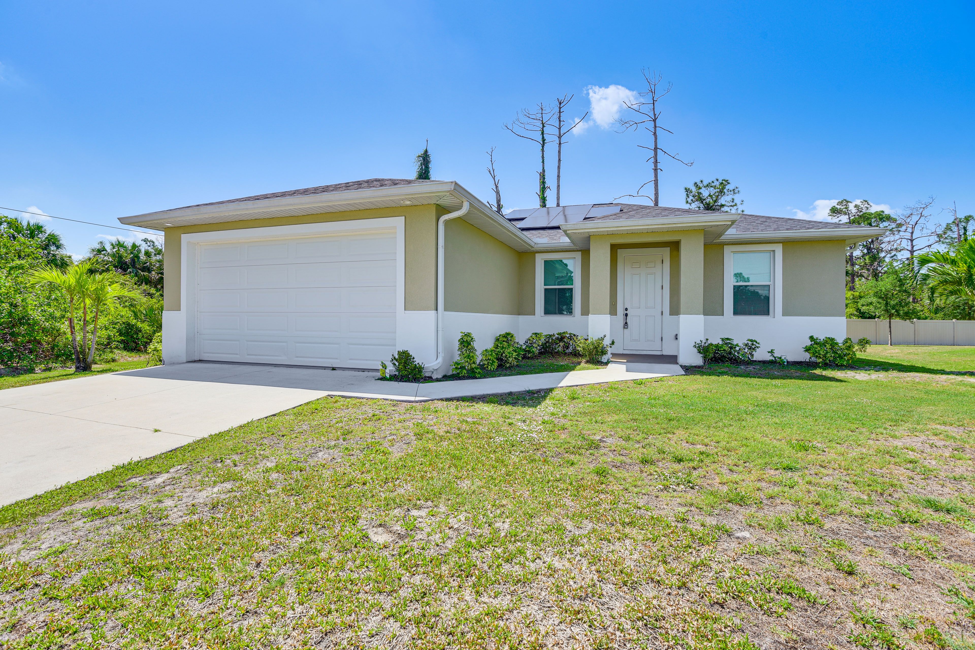 North Port Vacation Rental | 3BR | 2BA | 1 Step Required | 1,700 Sq Ft