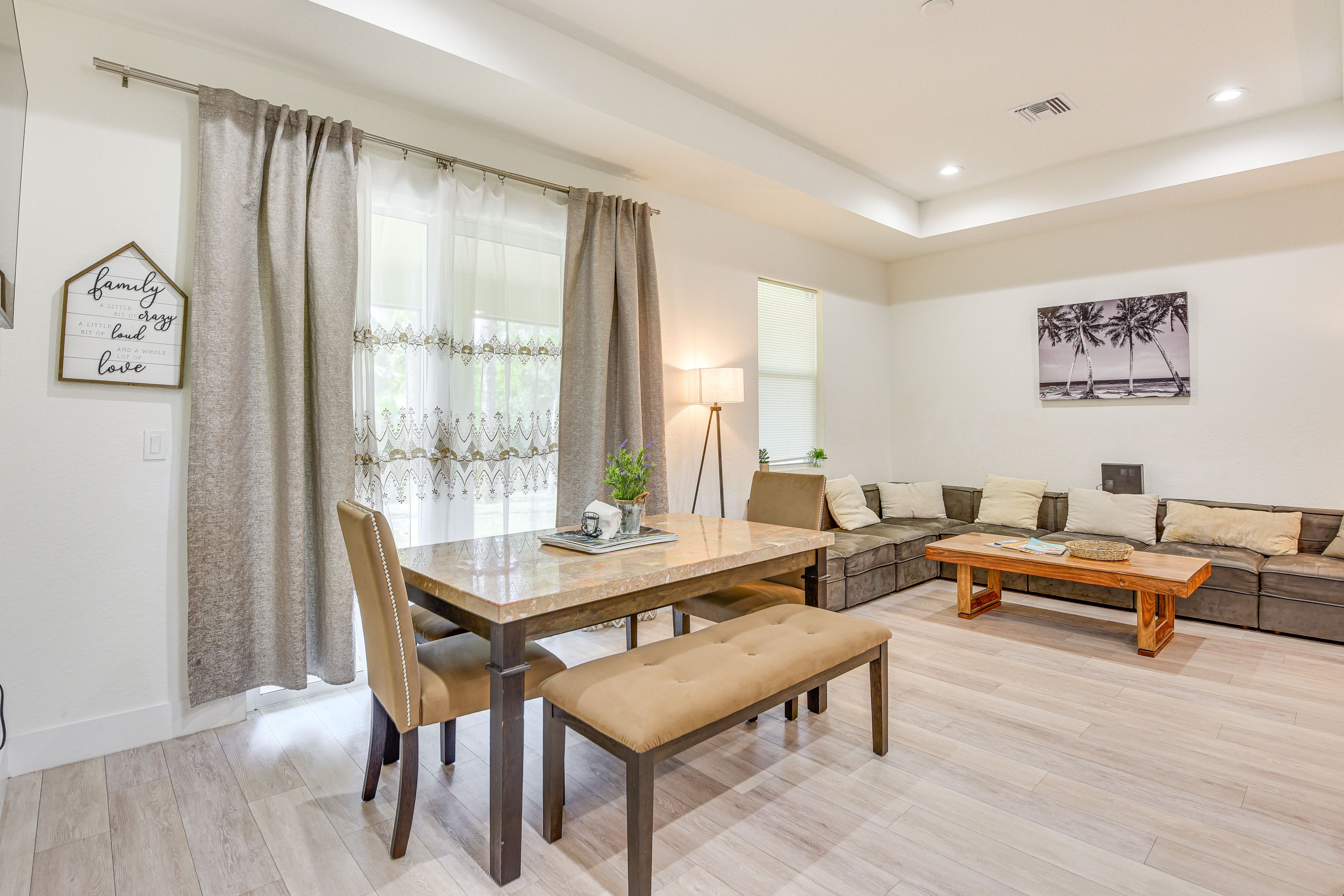 Dining Table | Dishware & Flatware