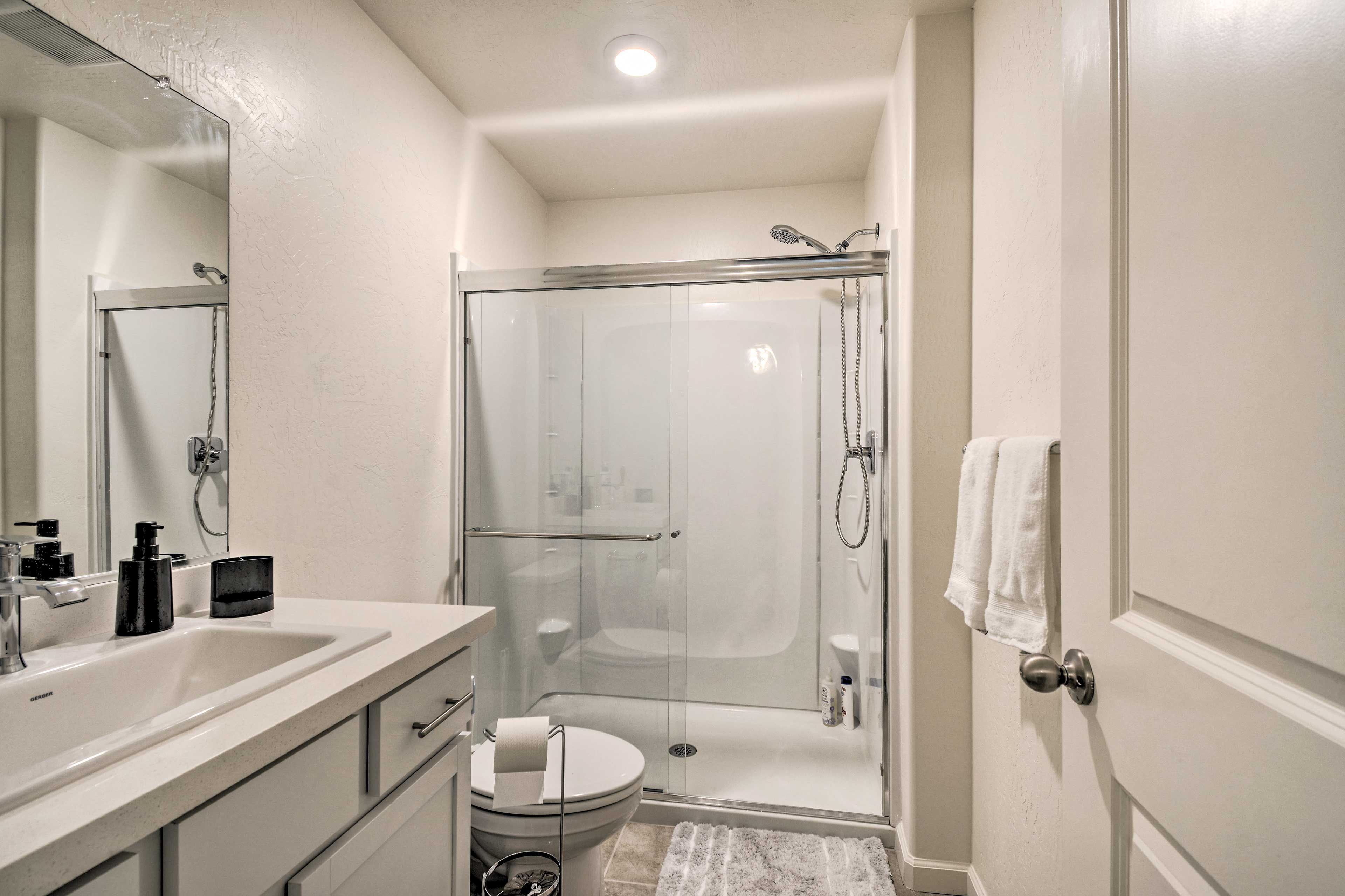 Bathroom | Towels Provided