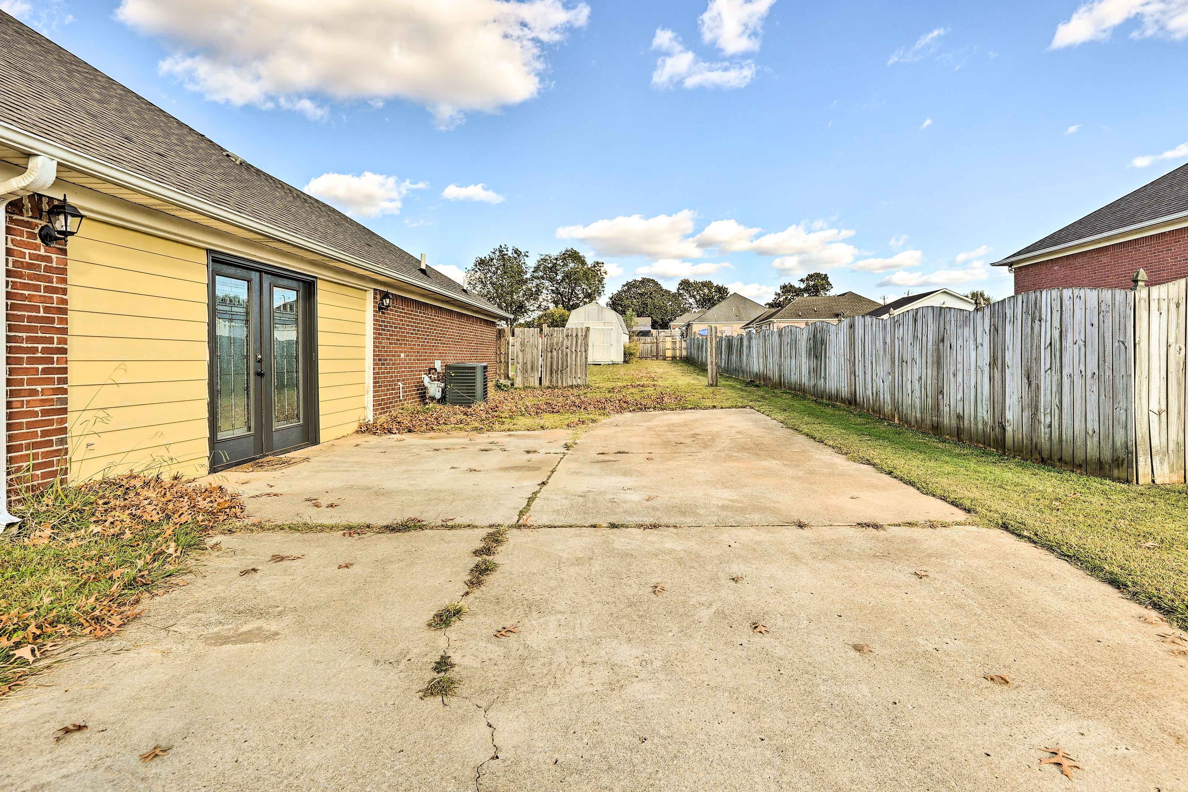 Parking | Driveway (2 Vehicles)