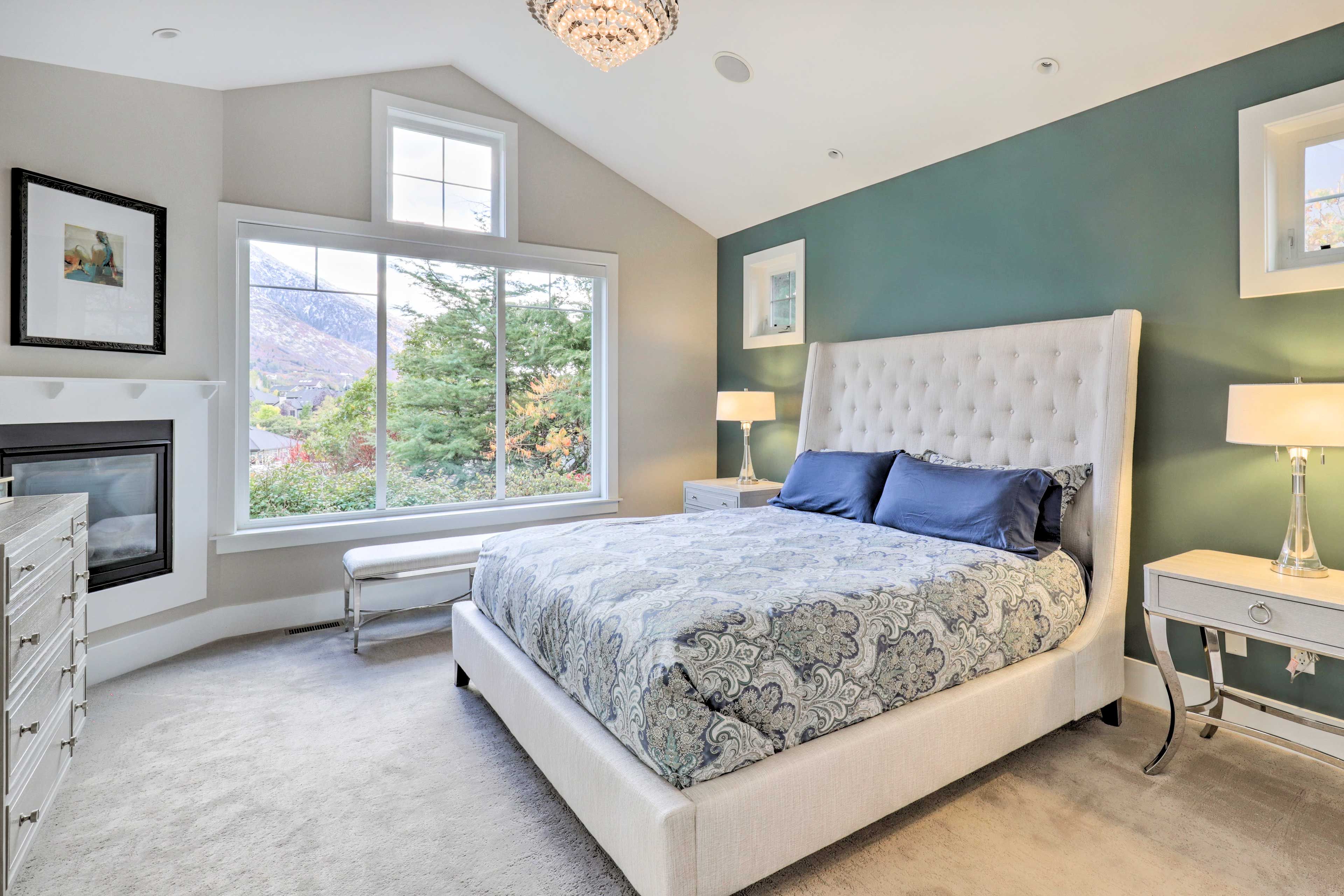 Bedroom 1 | King Bed | Patio Access | En-Suite Bathroom | 1st Floor
