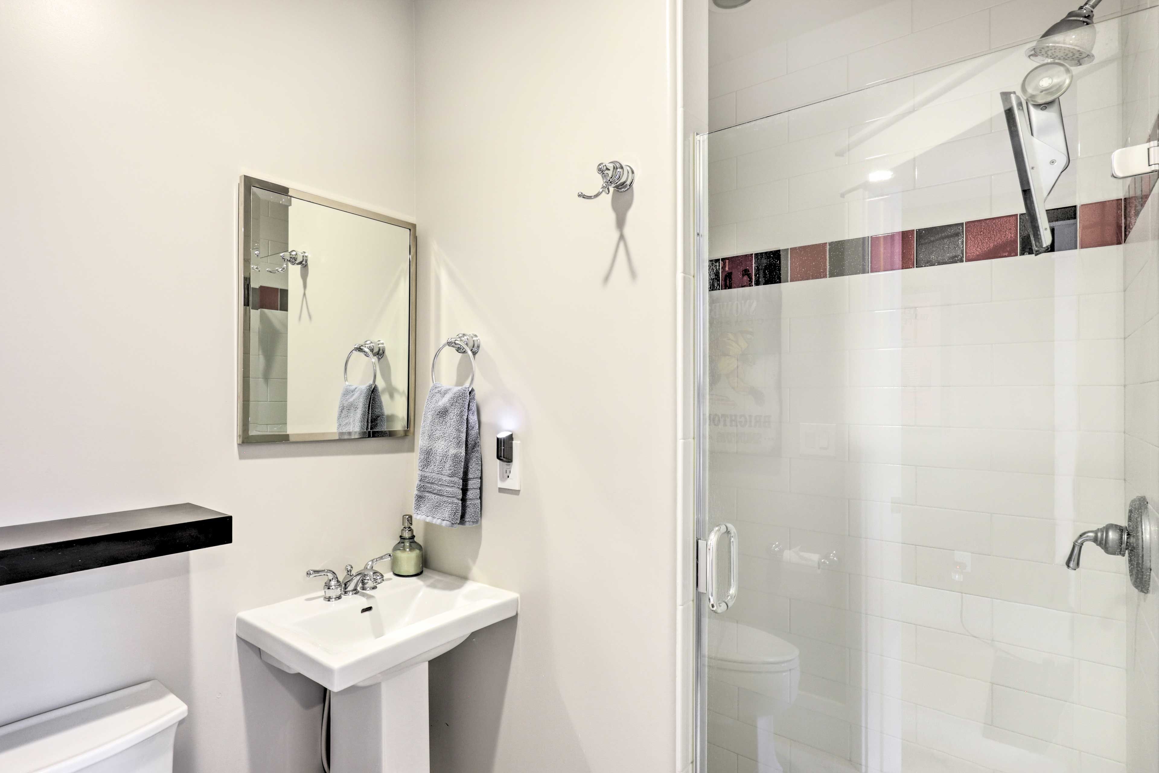 Full Bath | Hair Dryer