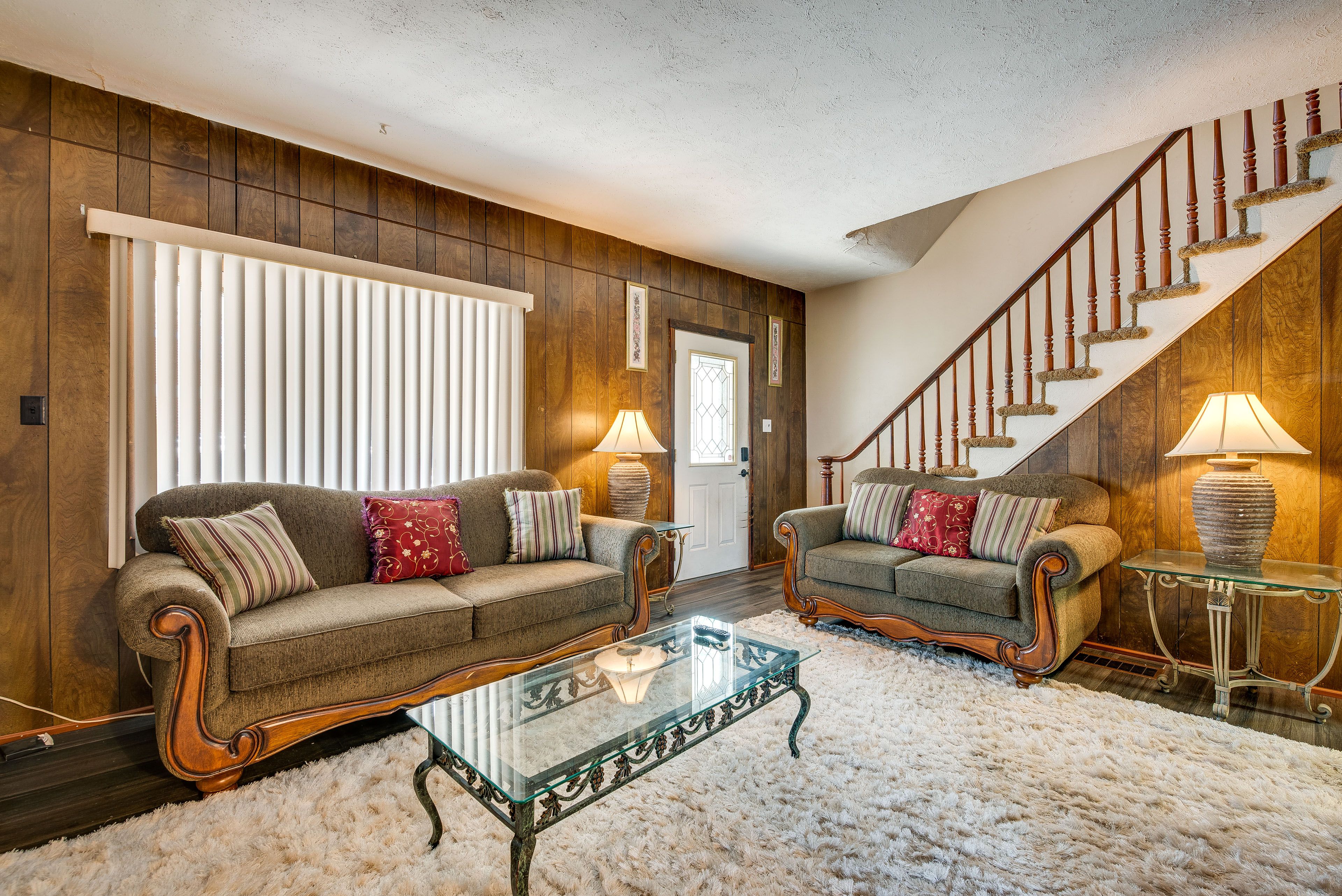 Bath Vacation Rental | 2BR | 1BA | 750 Sq Ft | Access Only By Stairs