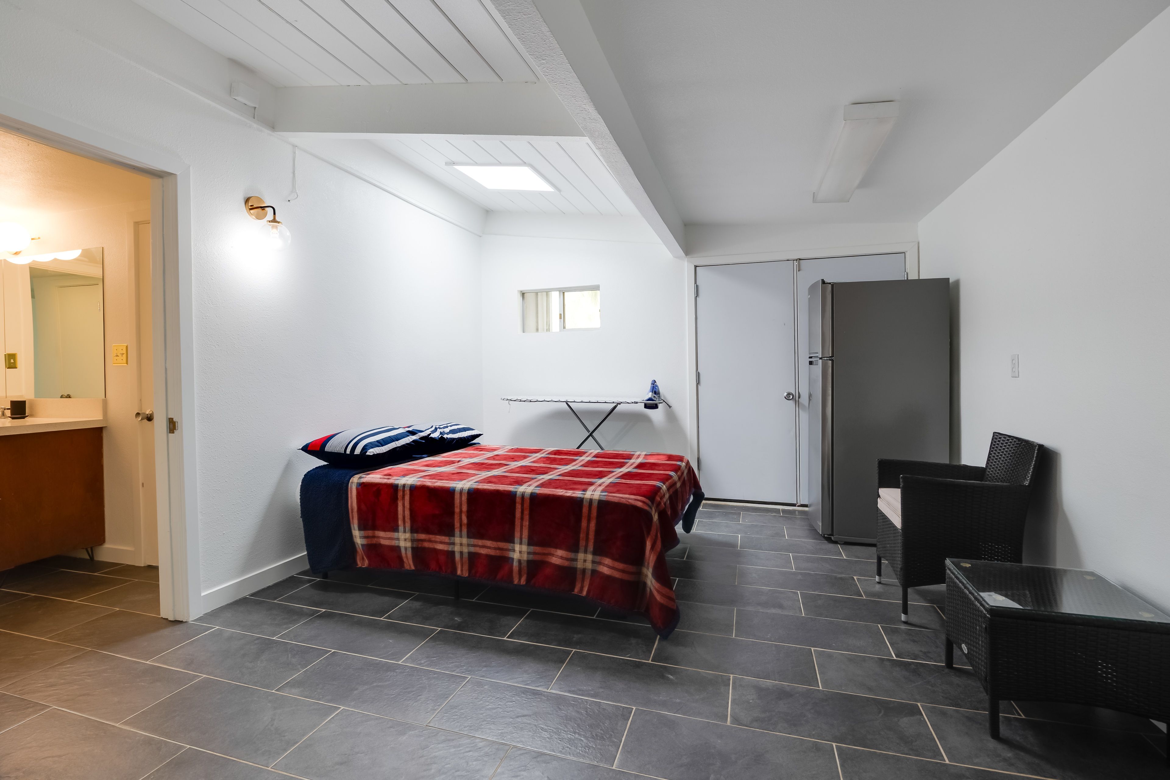 Bonus Room | Full Bed | No A/C or Heating | Washer/Dryer