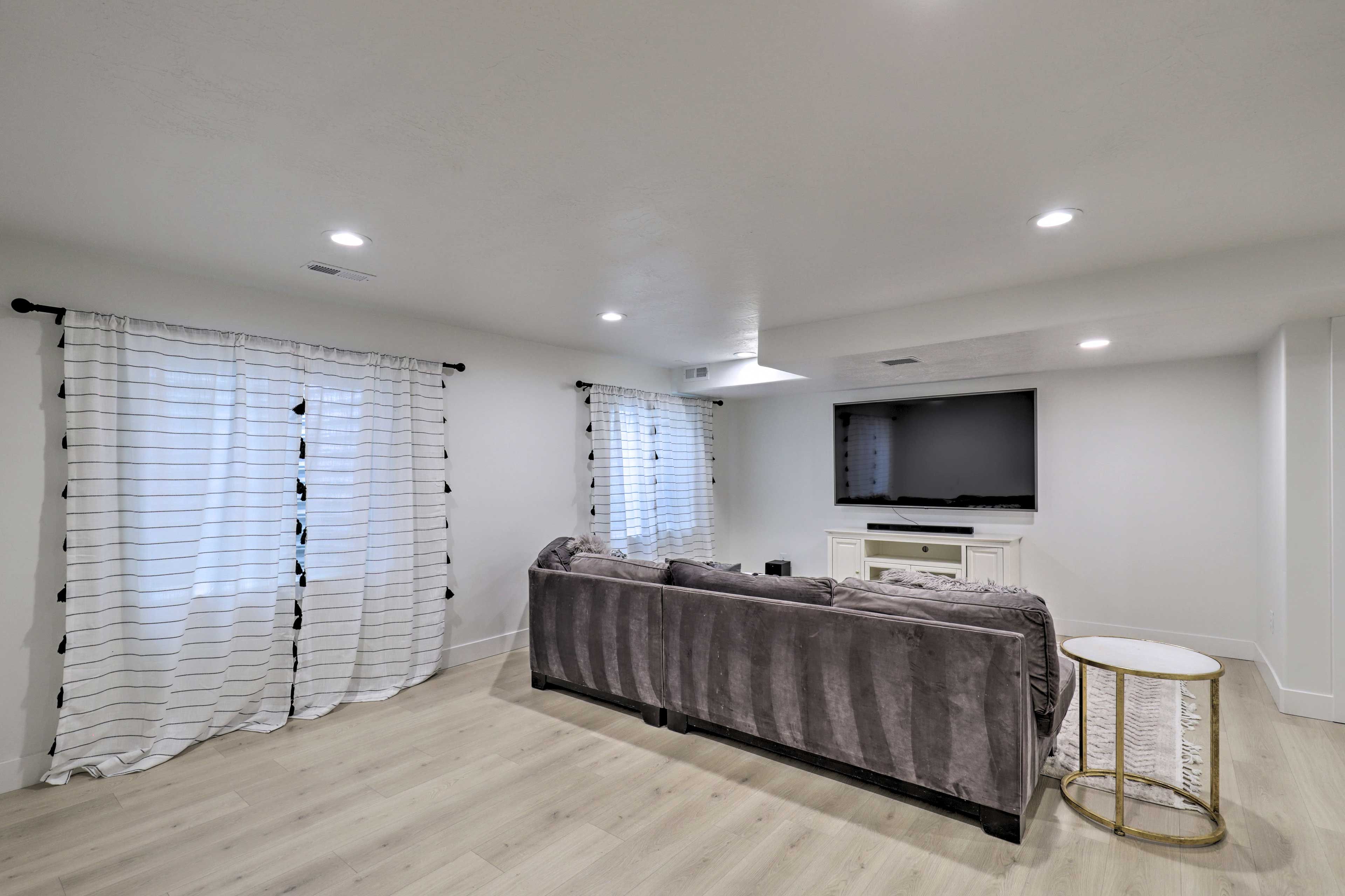 Basement Living Room | Smart TV