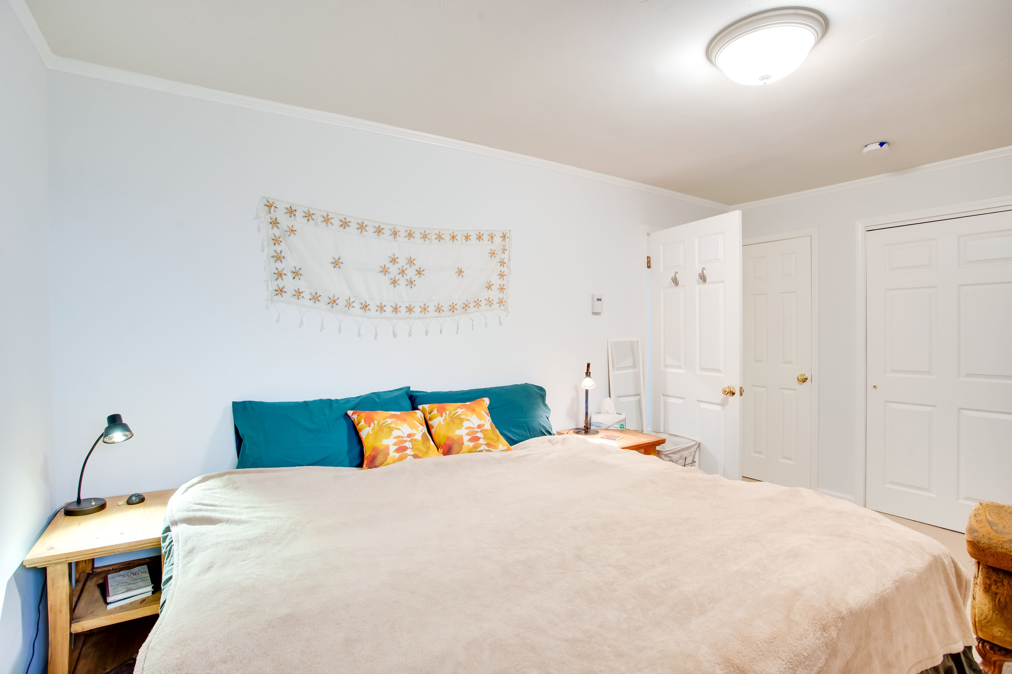 Bedroom | California King Bed