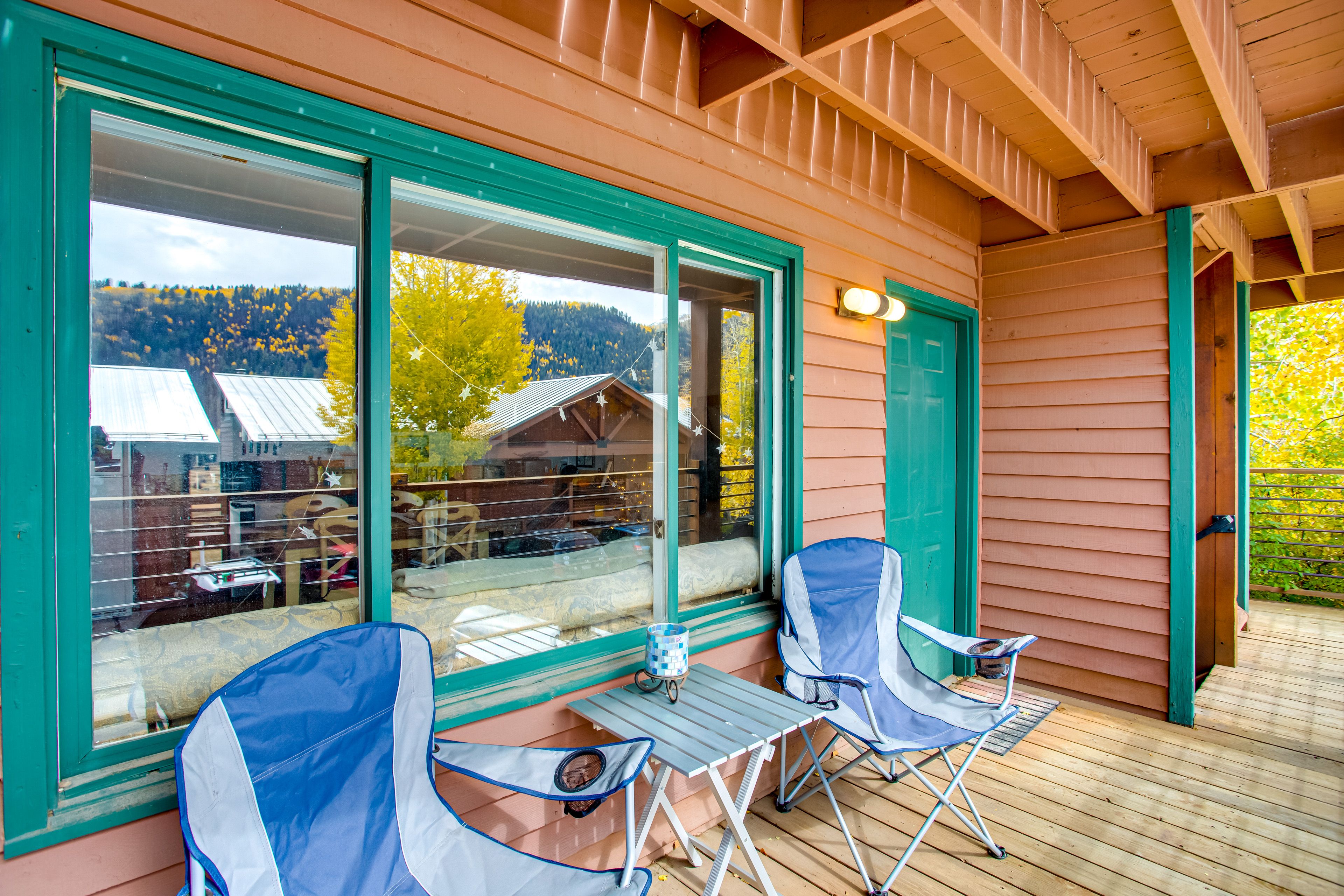Furnished Porch