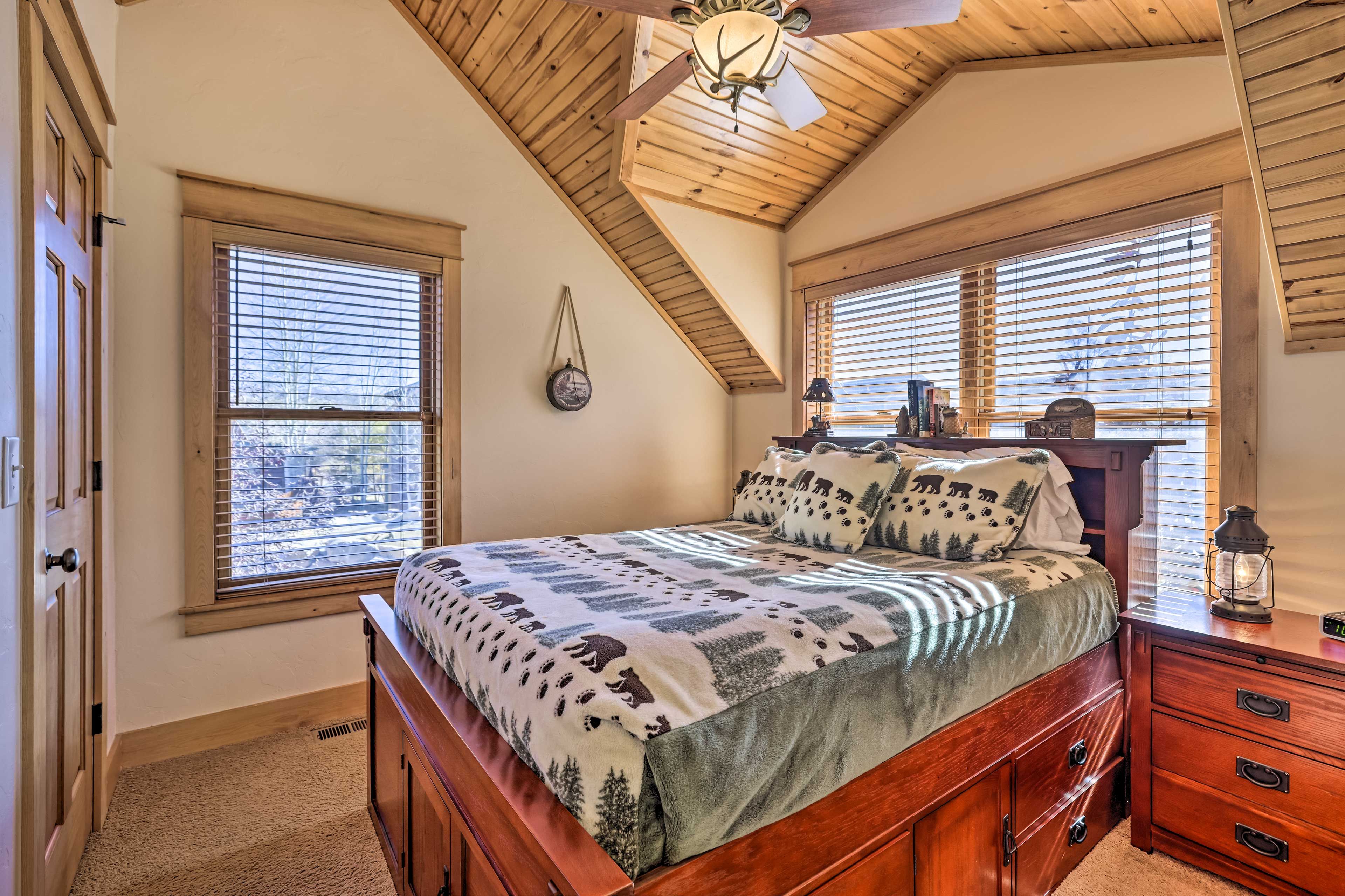 Bedroom 2 | Full Bed | Full En-Suite Bathroom