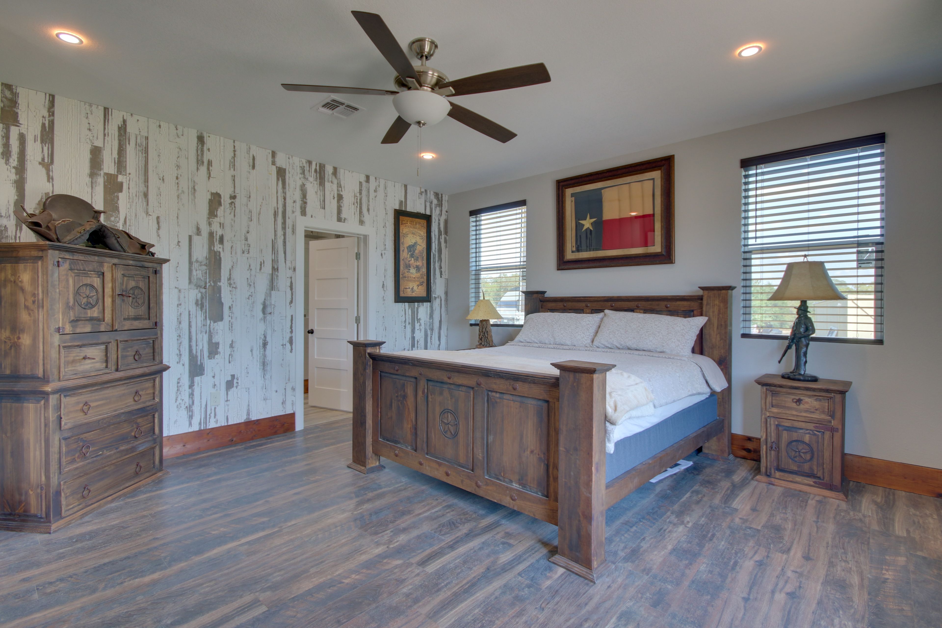 Bedroom 1 | King Bed | Linens Provided