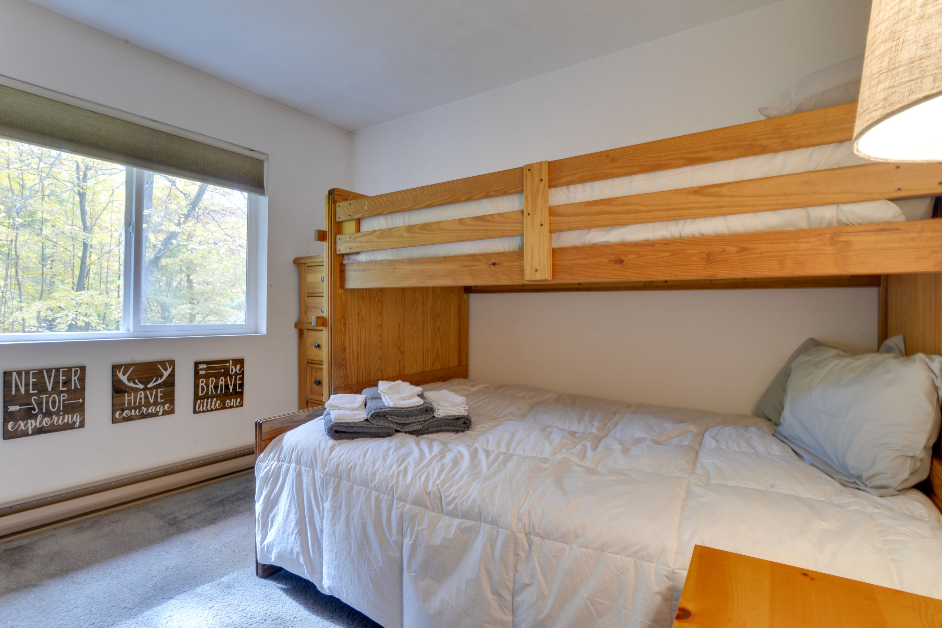 Bedroom 3 | Twin/Full Bunk Bed w/ Twin Trundle | 2nd Floor