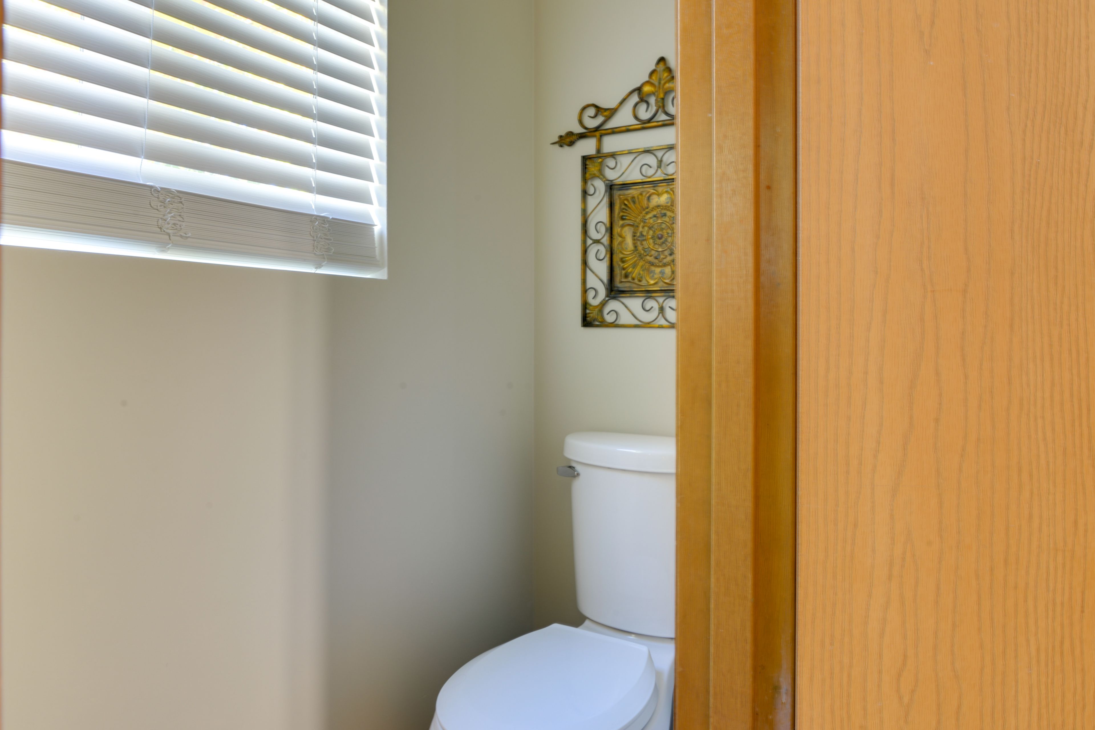 Half Bathroom | 1st Floor