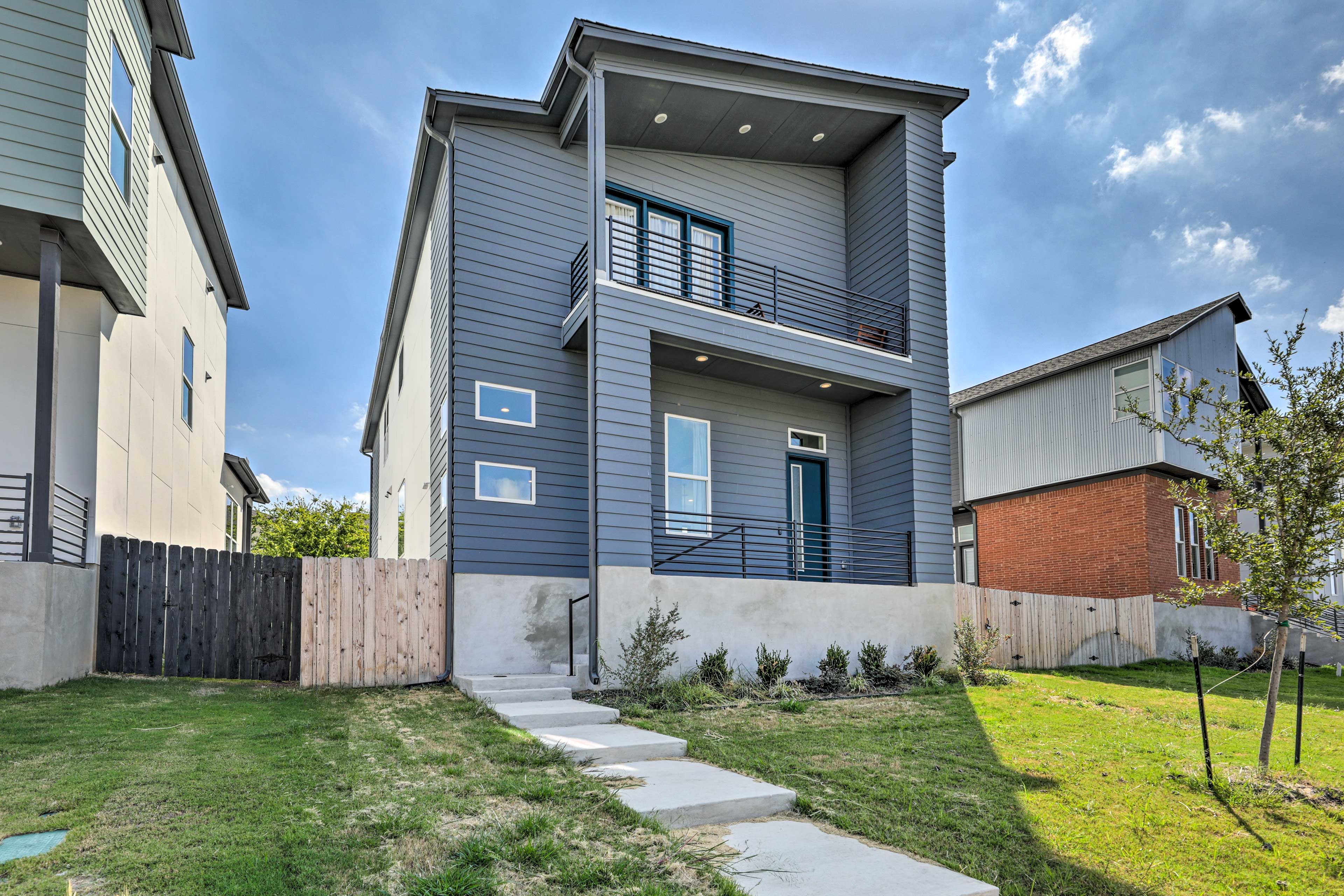 Property Exterior | Keyless Entry | Free WiFi