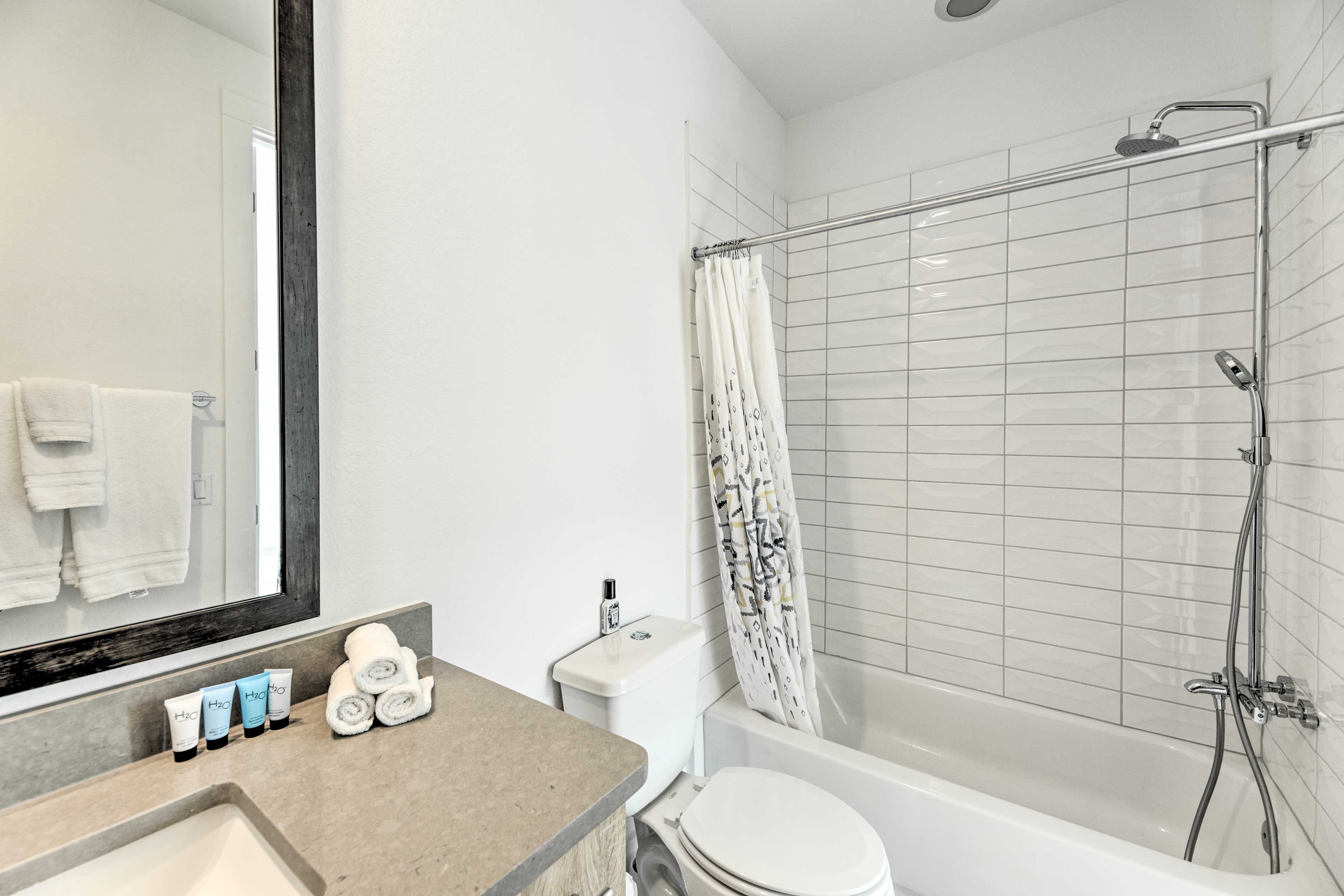 Bathroom | Towels Provided