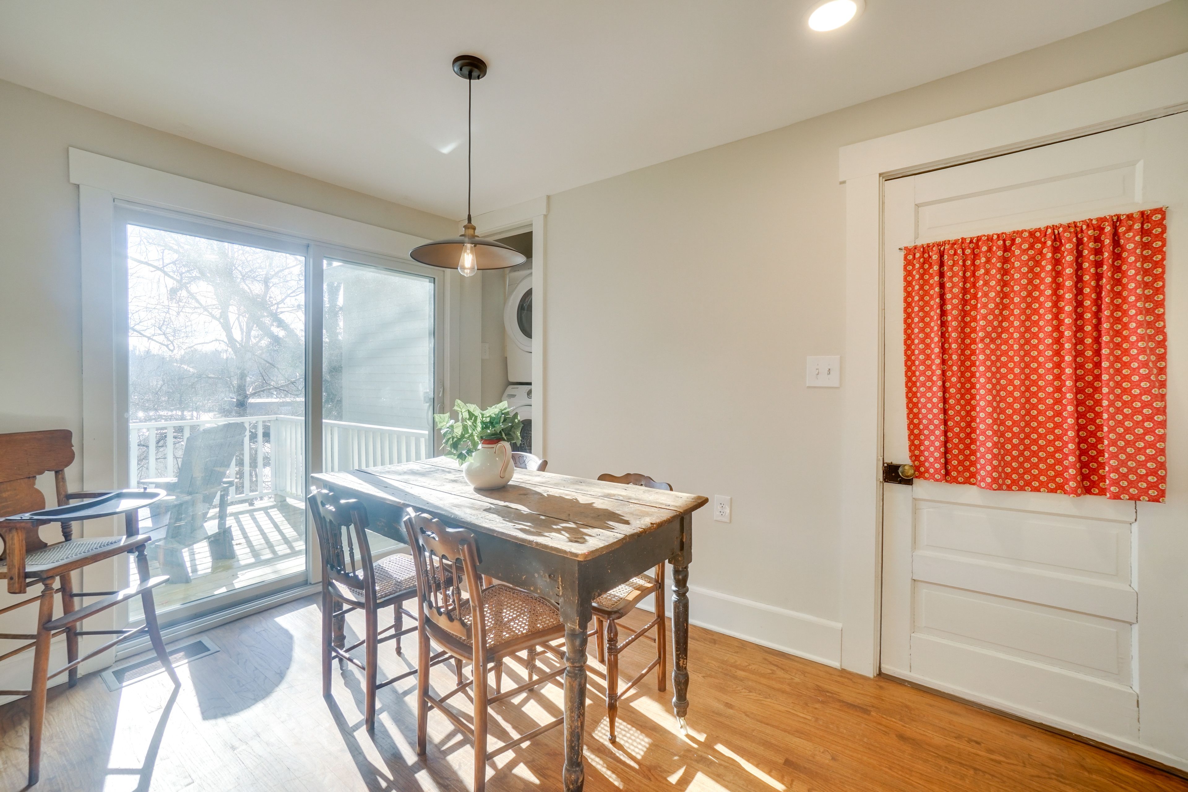 Additional Dining Area | 1st Floor