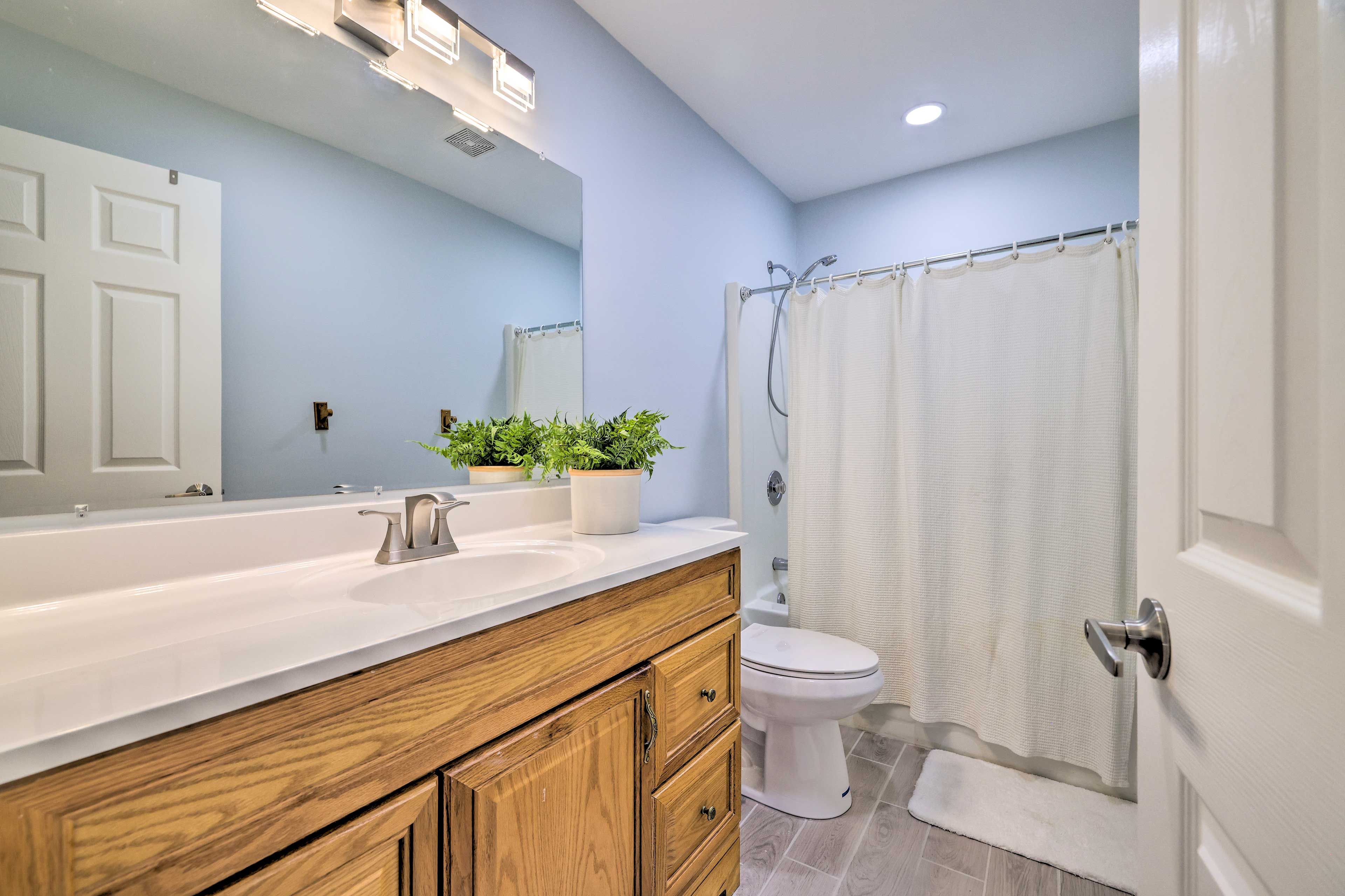 Full Bathroom