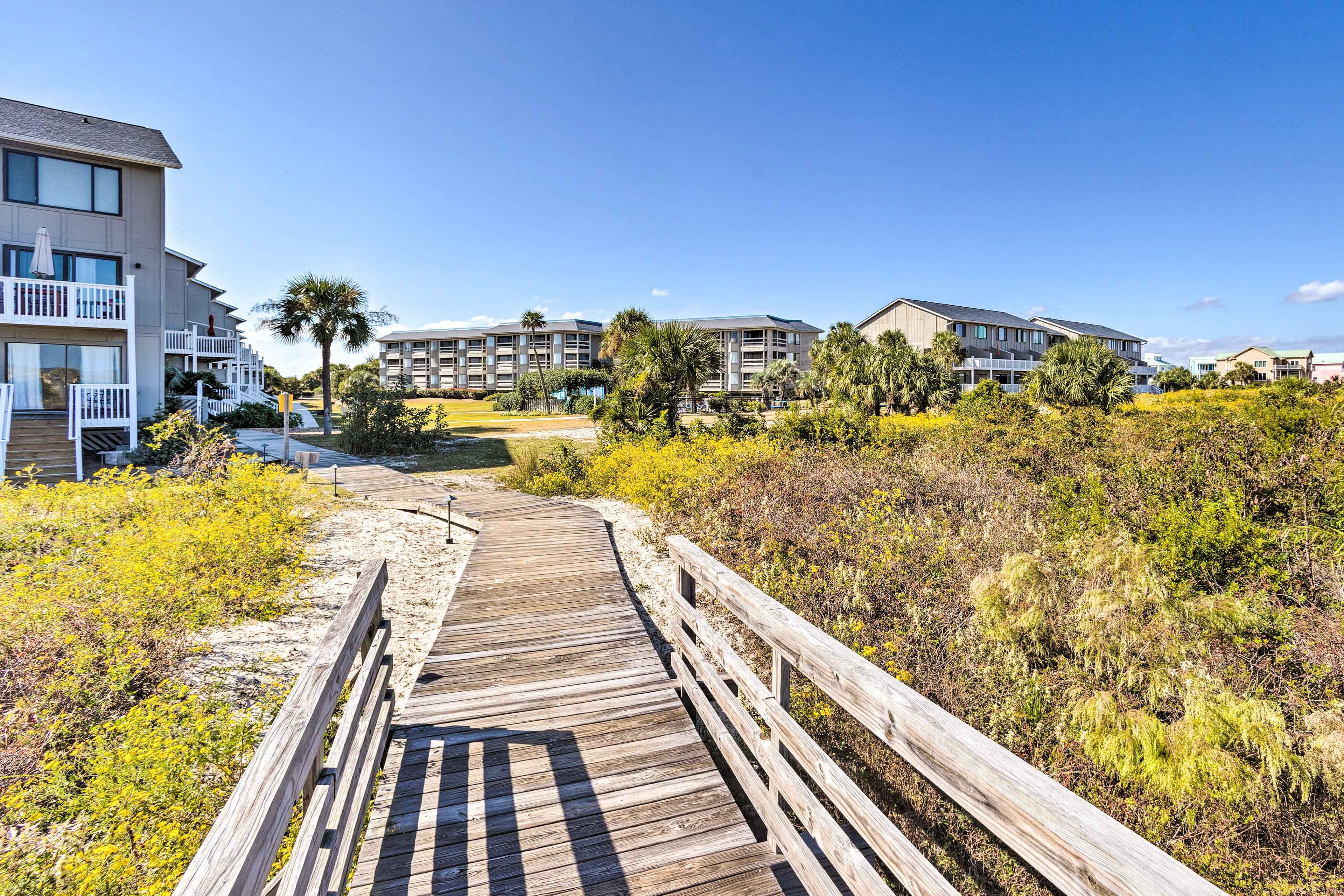 Community Amenities | Beach Access | Boardwalk to Beach