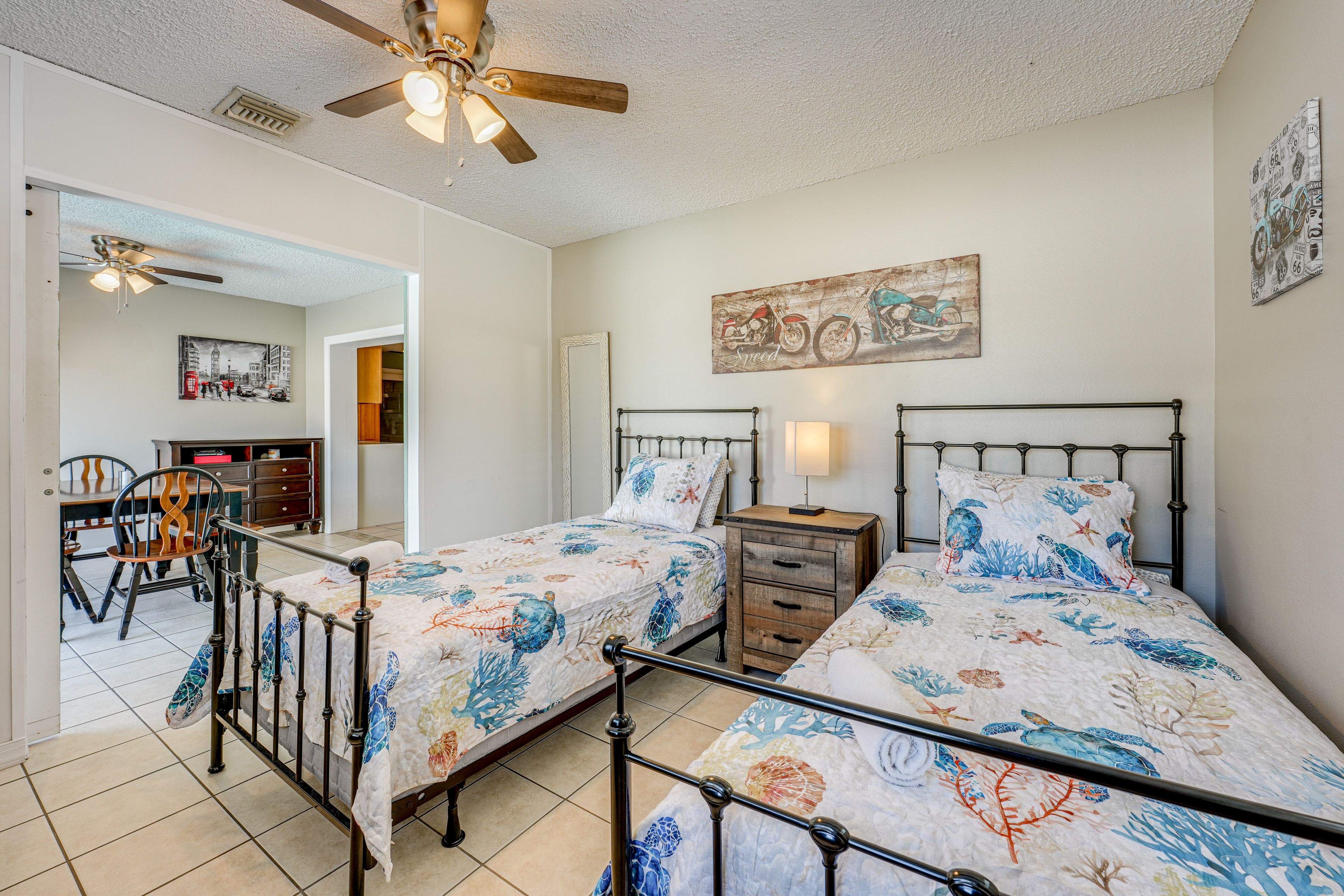 Bedroom 3 | Main Level | 2 Twin Beds