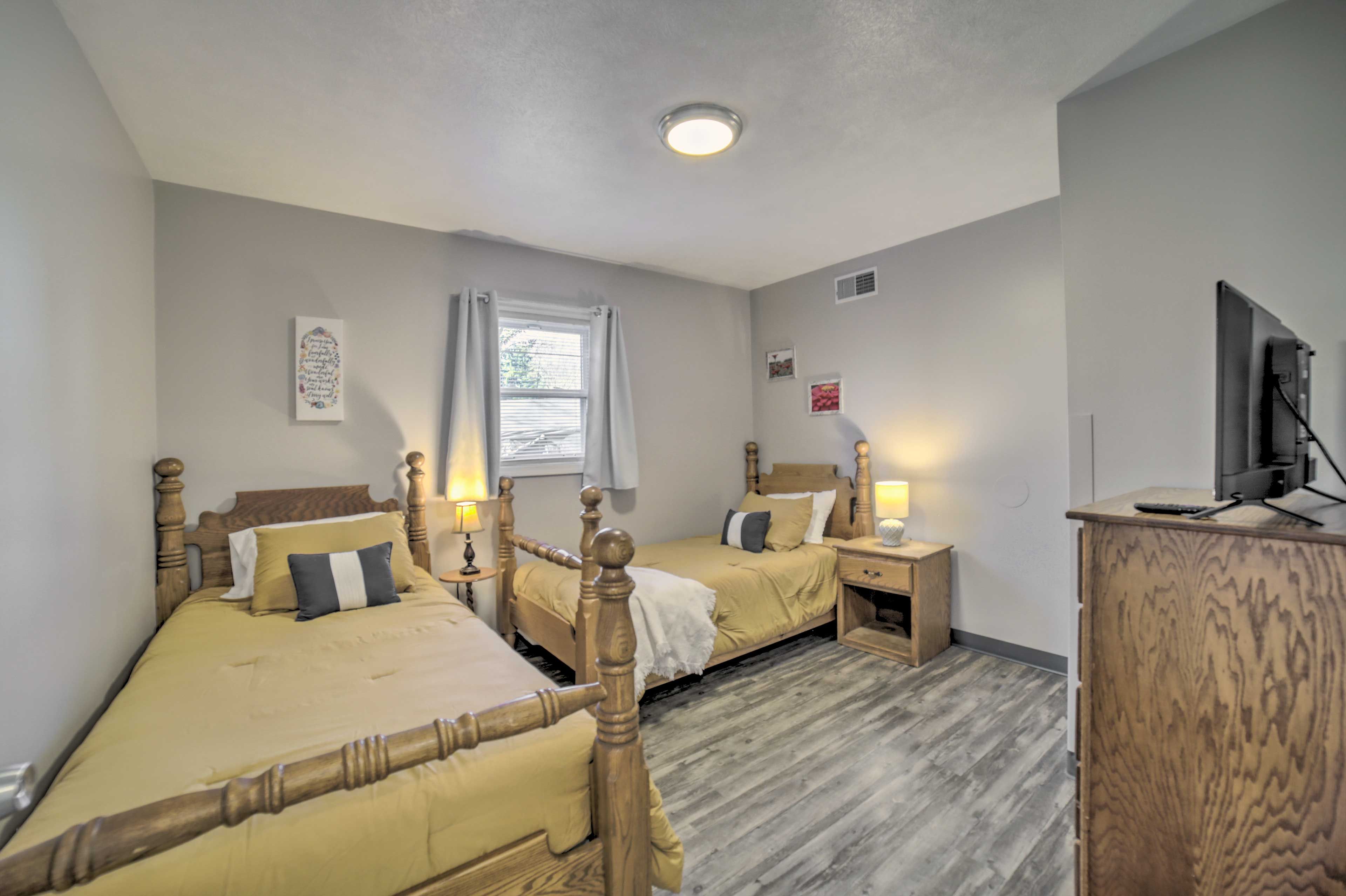 Bedroom 5 | 2 Twin Beds